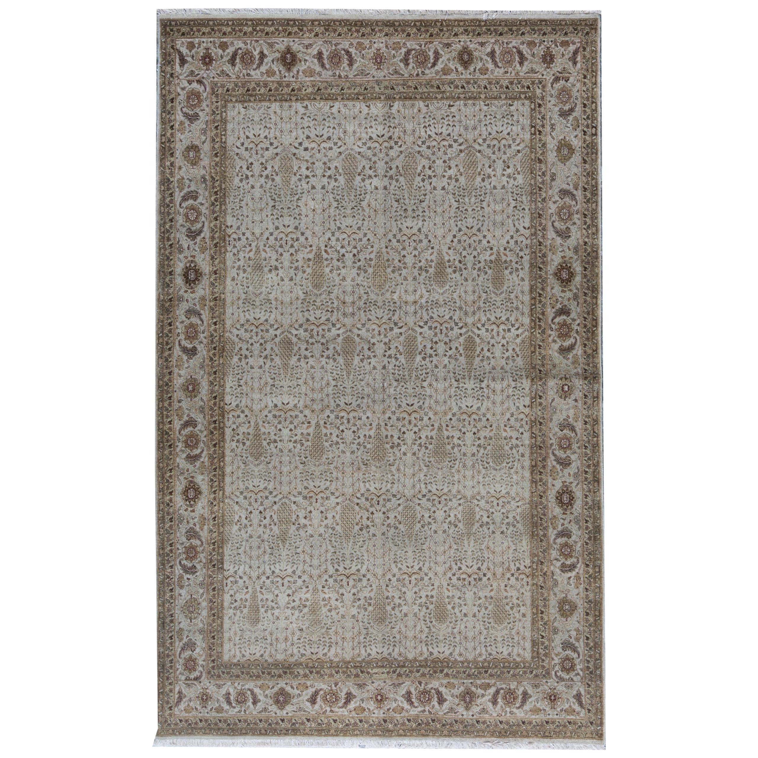 One-of-a-Kind Traditional Handwoven  Wool Area Rug 6'2 x 9'2 For Sale
