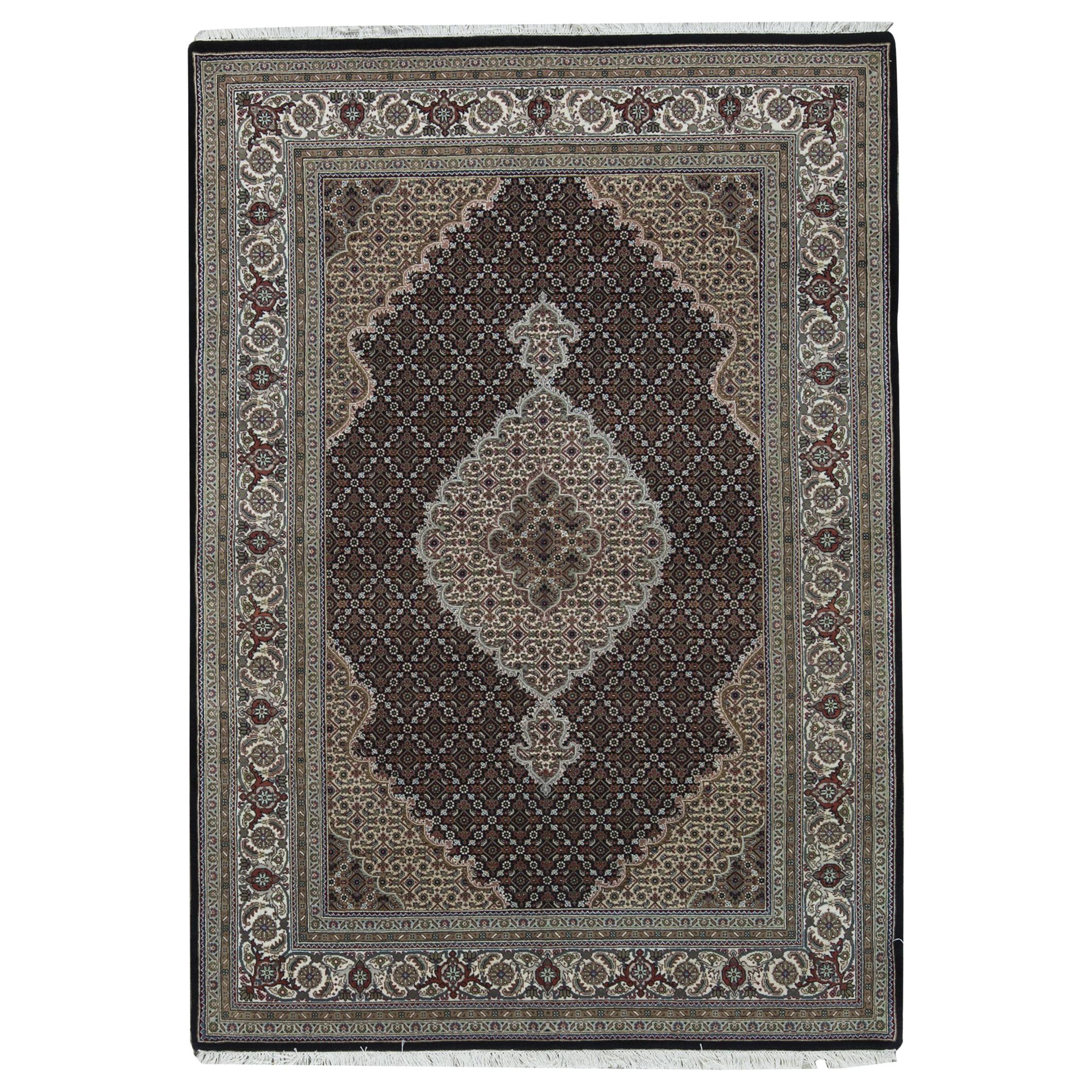 One of a Kind Traditional Handwoven Wool Area Rug 5'7 x 8' For Sale