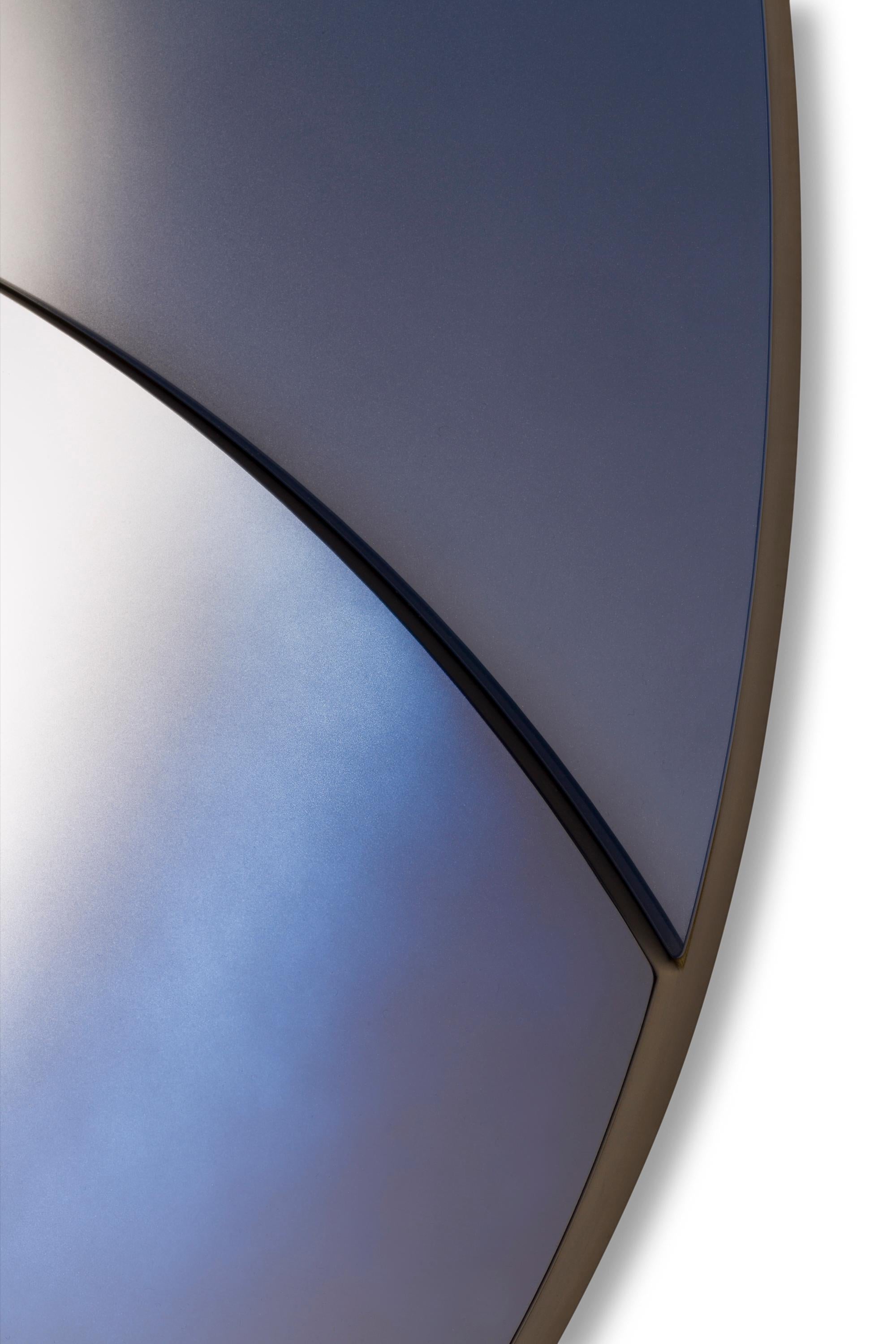 Trio Spiegel in Blautönen - Ovale Form 
Holz gespiegeltes Glas
Maße: 47,24