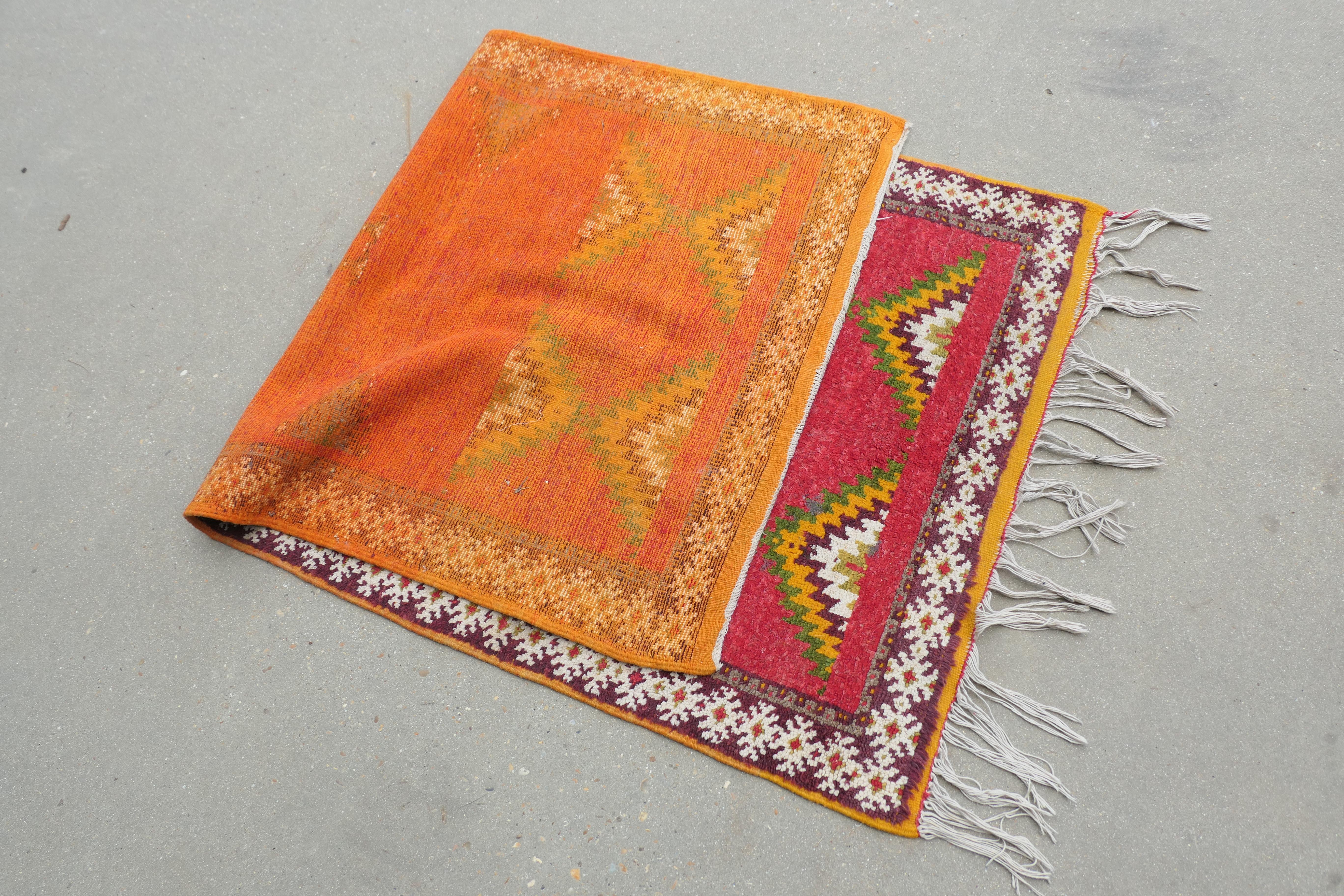 Einzigartiger kubistischer Vintage-Retro-Teppich  Ein prächtig aussehendes Stück im Angebot 1