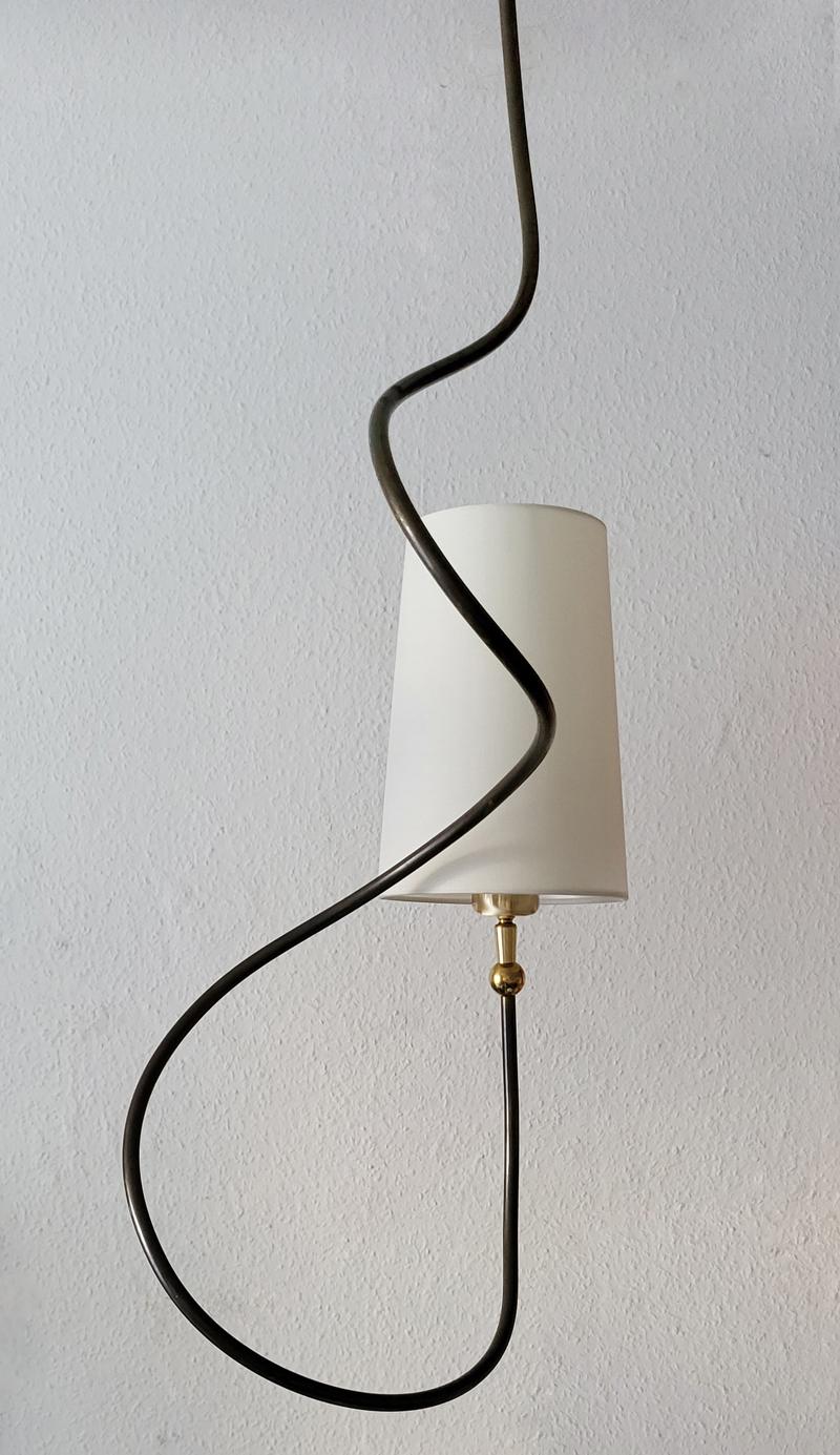 One of ... Beautiful German Organic Sculptural Brass Ceiling Pendant Light In Good Condition For Sale In Berlin, DE