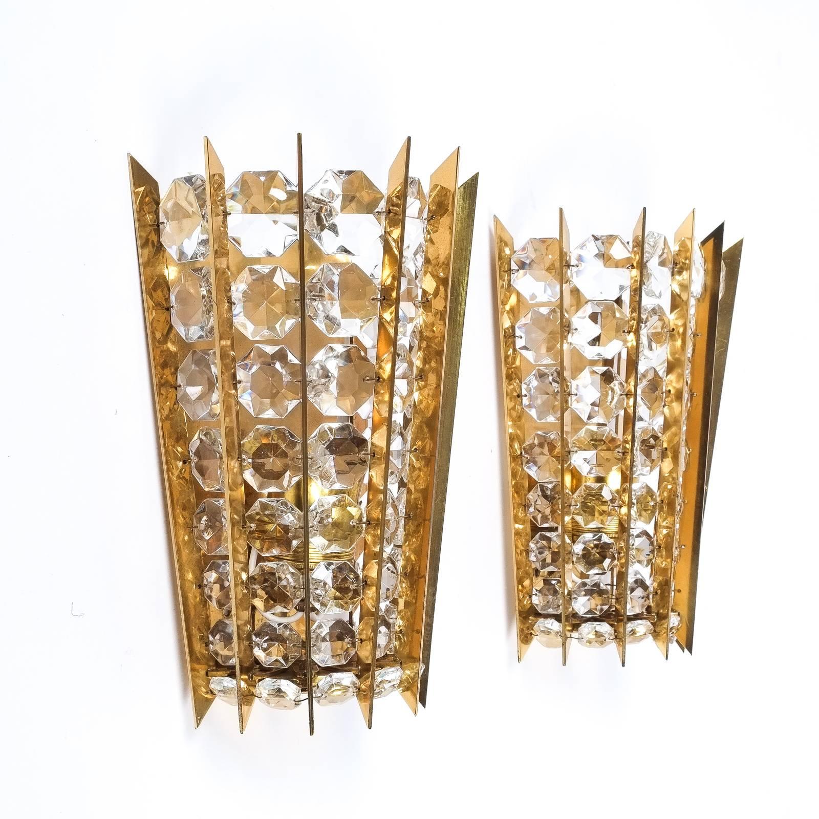 Mid-Century Modern Appliques Bakalowits & Sohne en cristal et verre doré en laiton, Autriche, vers 1955 en vente