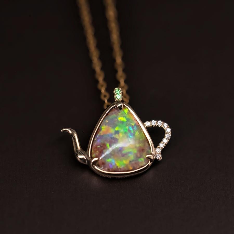 Taille brillant Collier Teapot Boulder Opal & Diamond, Tsavorite en or jaune 18 carats, unique en son genre en vente