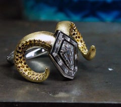 Anillo de carnero único en oro amarillo de 18 quilates y platino con diamantes naturales de 2,3 tcw