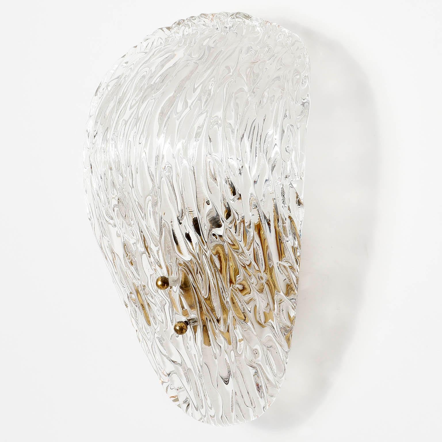 Mid-Century Modern One of Six J.T. Kalmar Wall Lamps Sconces 'Vongola', Brass Textured Glass, 1960s