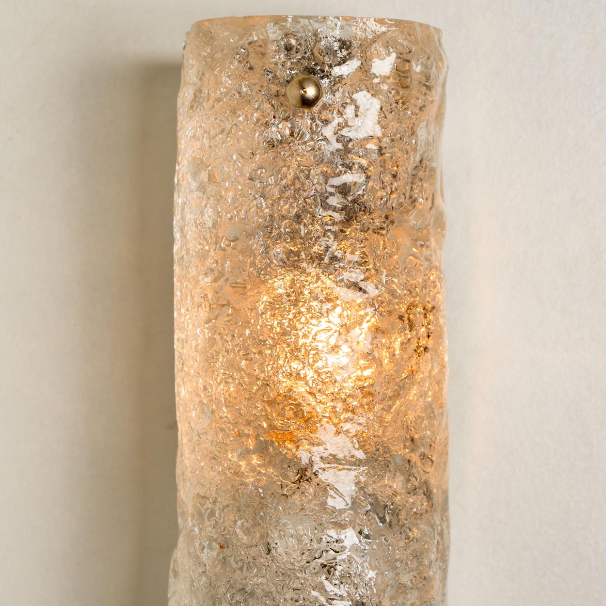 One of the Five Blown Murano Glass and Brass Wall Lights by Hillebrand 3