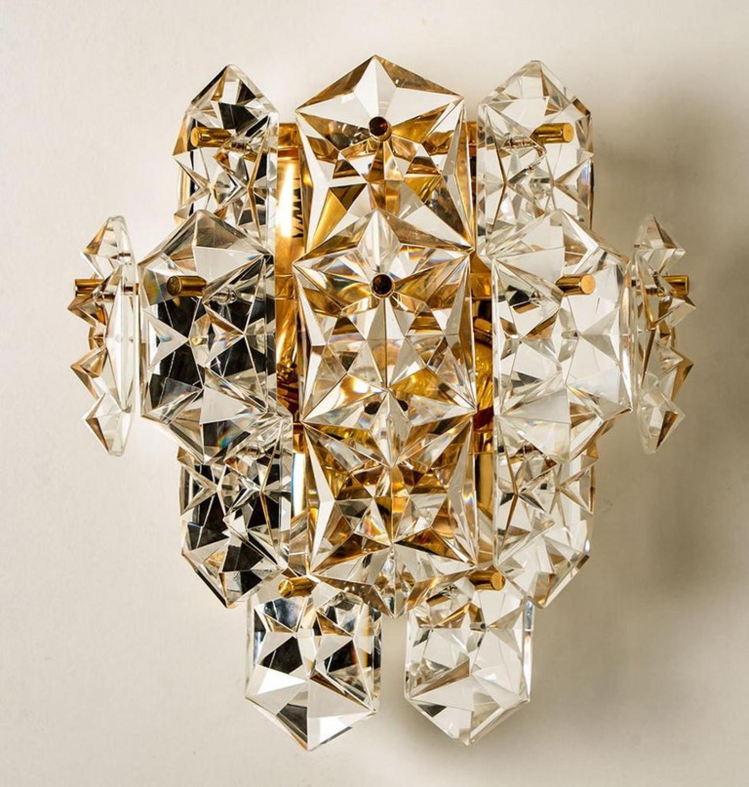 One of the Four Large Gilt Brass Faceted Crystal Sconces Wall Lights Kinkeldey For Sale 4