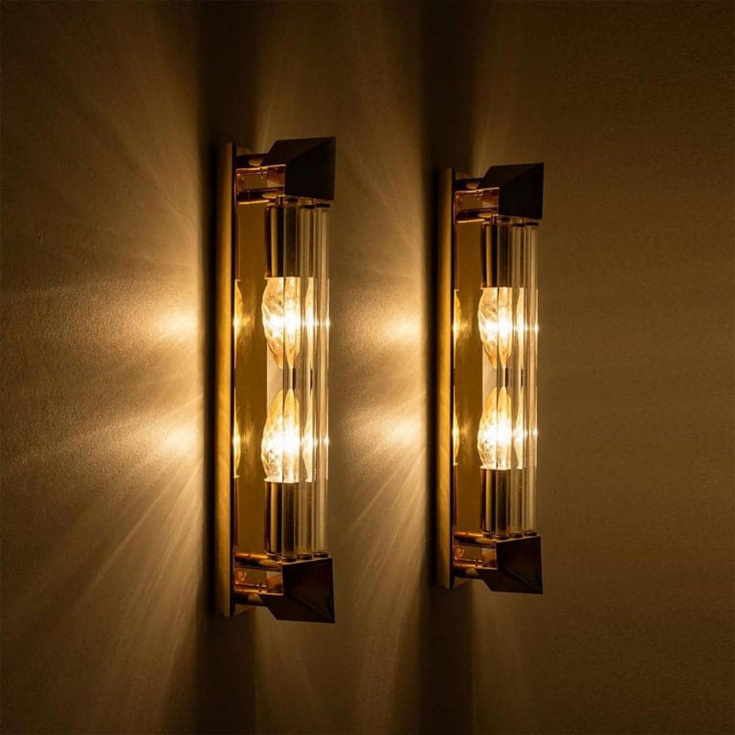Art Deco One of the Four Large Venini Style Murano Glass and Gilt Brass Sconces, Italy For Sale