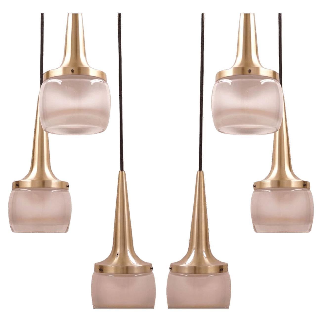 Uno dei sei Apparecchi a cascata in ottone e vetro di Staff, 1960