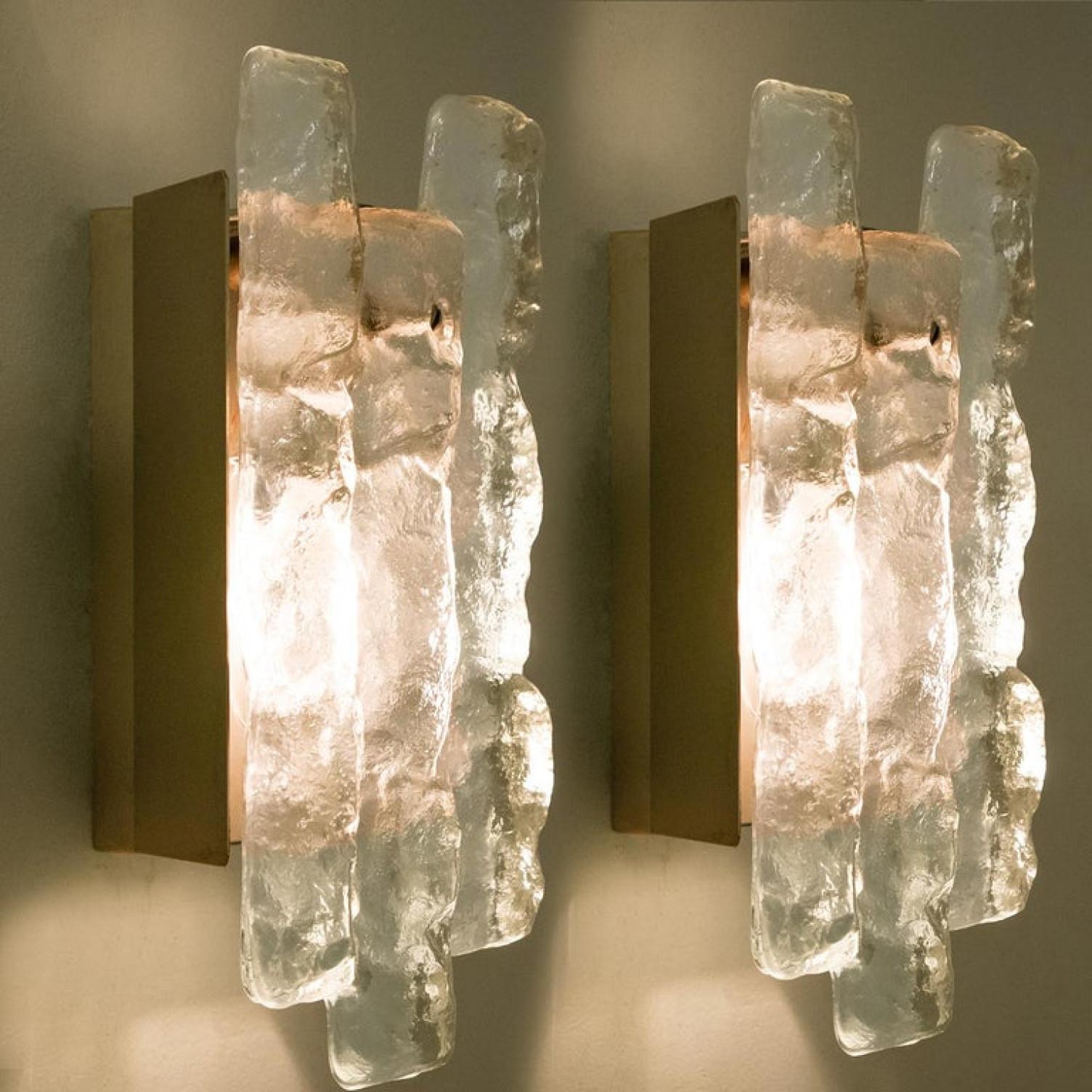 One of The Six Kalmar Ice Glass Wall Sconces by J.T. Kalmar, Austria, 1970s For Sale 7