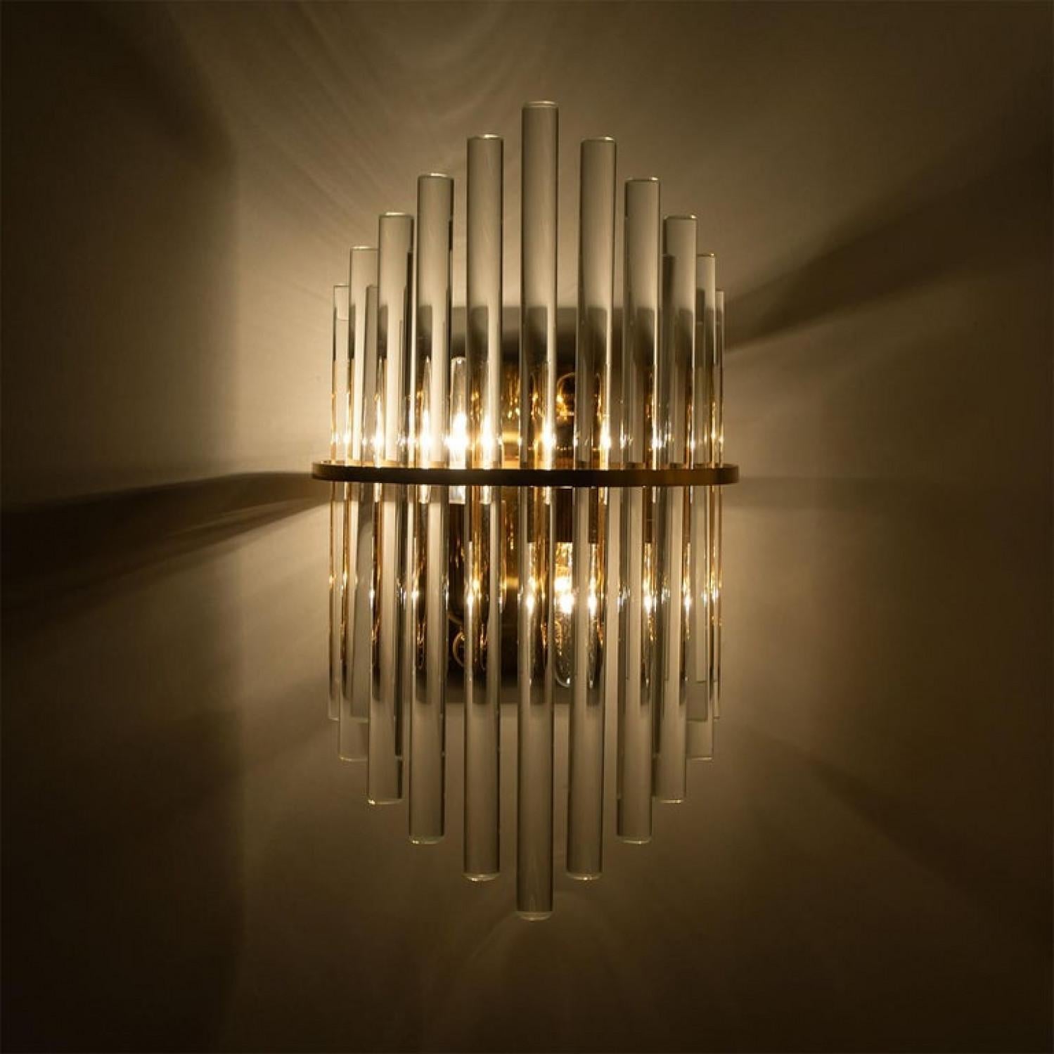 Uno de los seis apliques modernos de varilla de cristal de Sciolari para Lightolier en venta 3