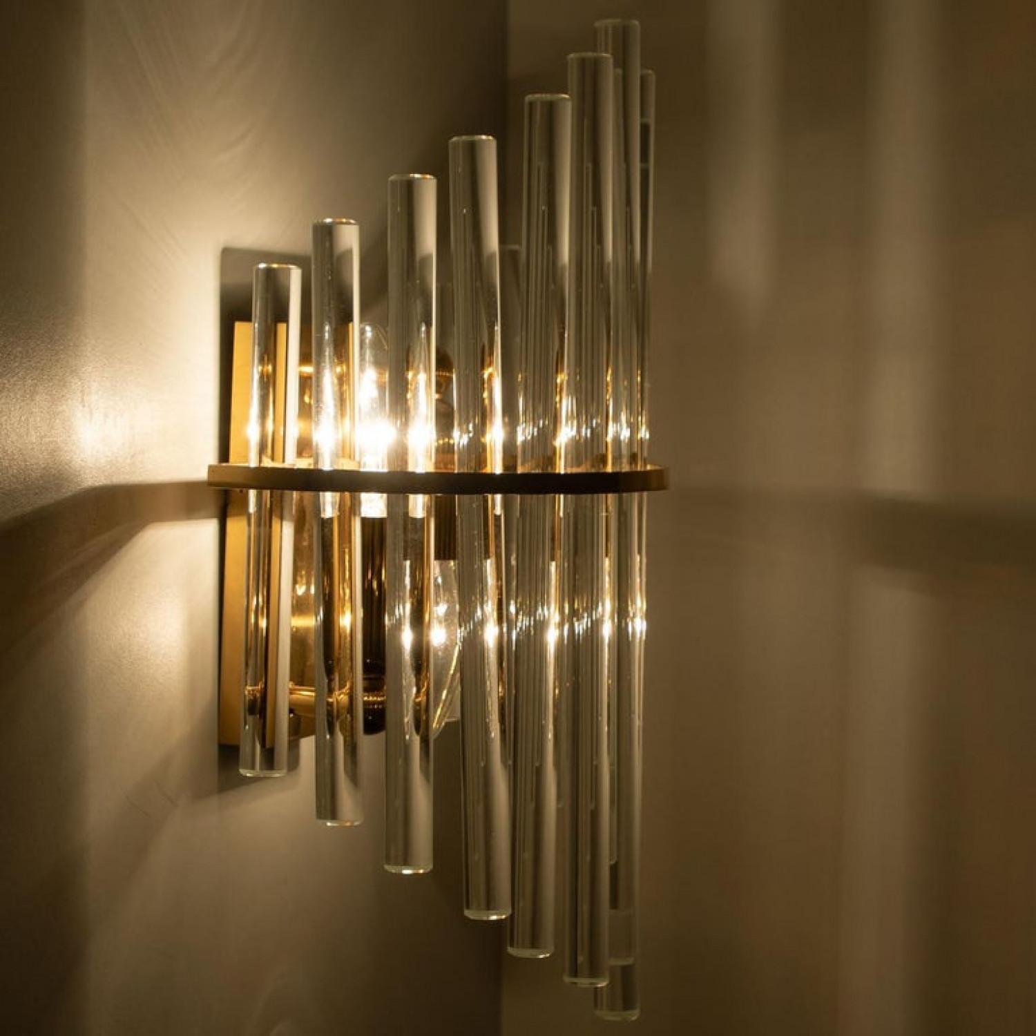 Uno de los seis apliques modernos de varilla de cristal de Sciolari para Lightolier en venta 4