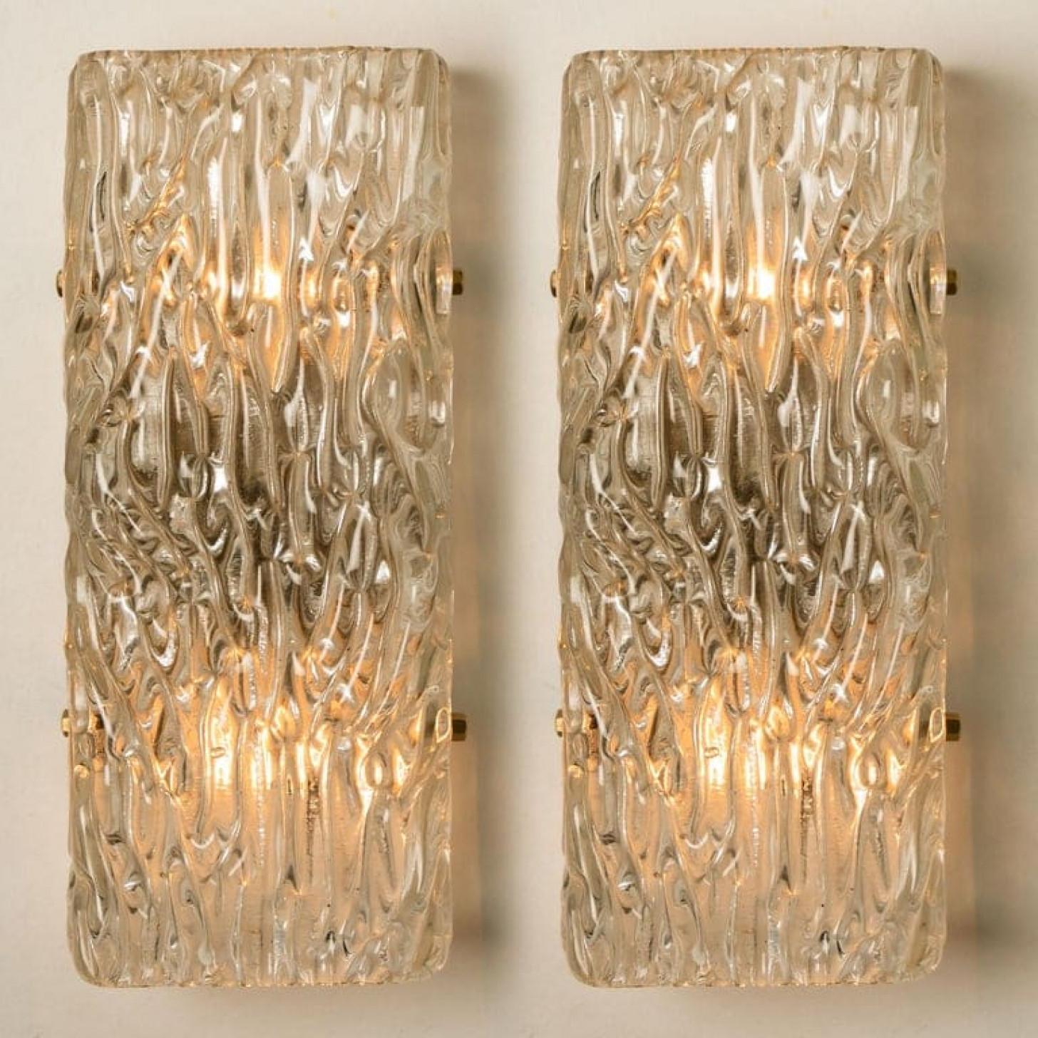 Un des six luminaires modernes faits à la main par J.T. Kalmar, Autriche, pour Katie en vente 8