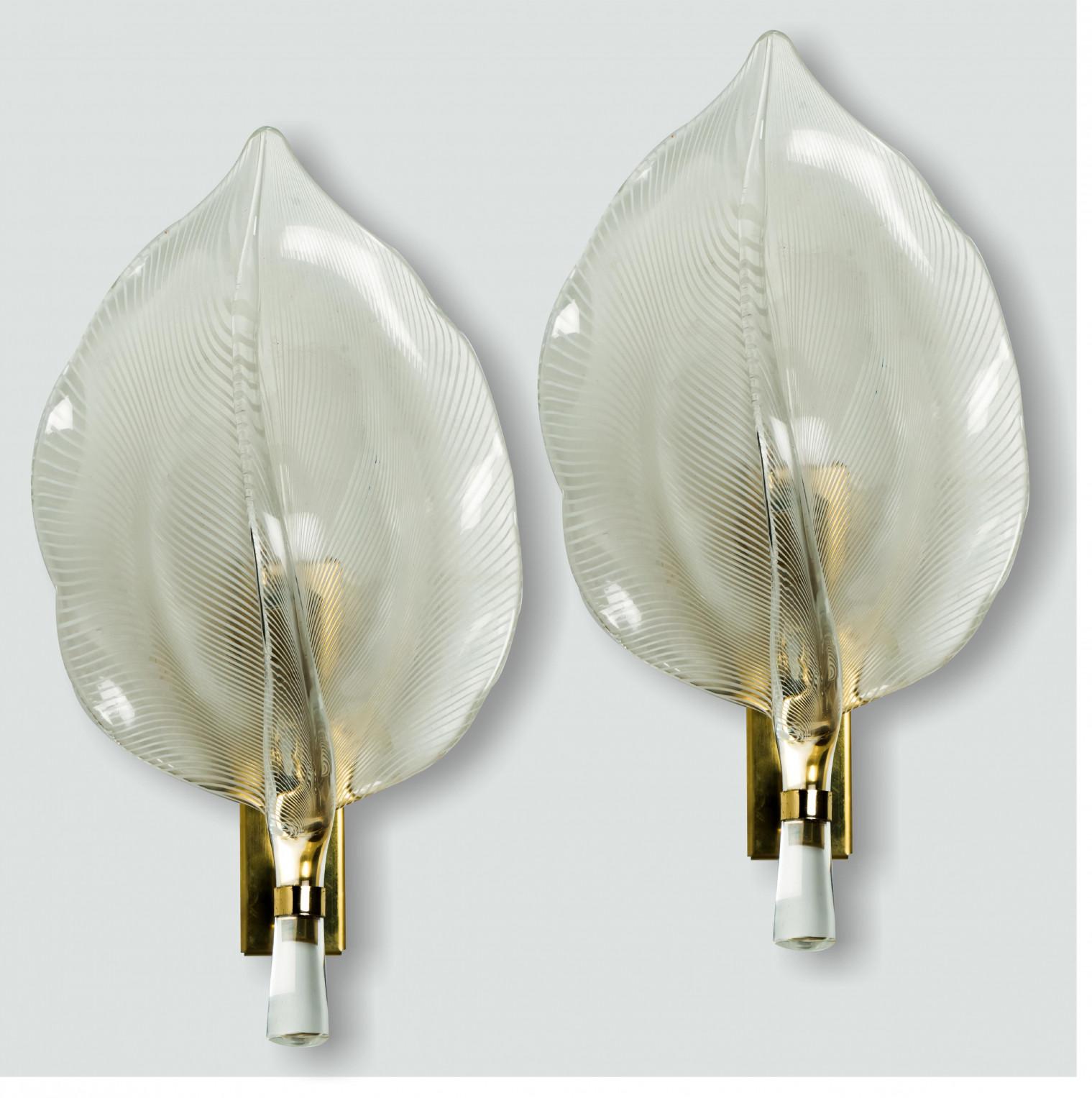 Una delle sei lampade da parete a foglie striate in vetro di Murano di Franco Luce, 1970 in vendita 2