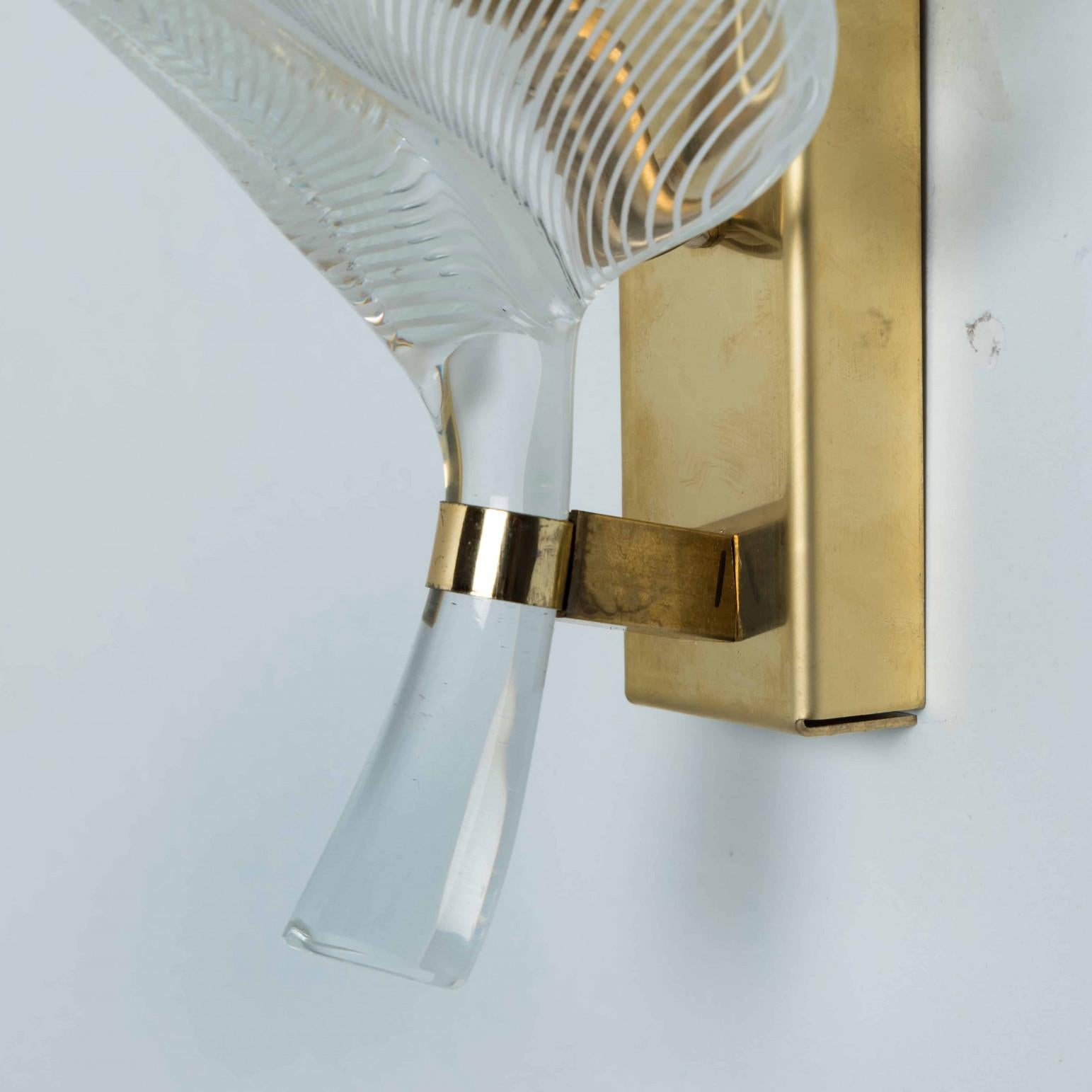 Altro Una delle sei lampade da parete a foglie striate in vetro di Murano di Franco Luce, 1970 in vendita