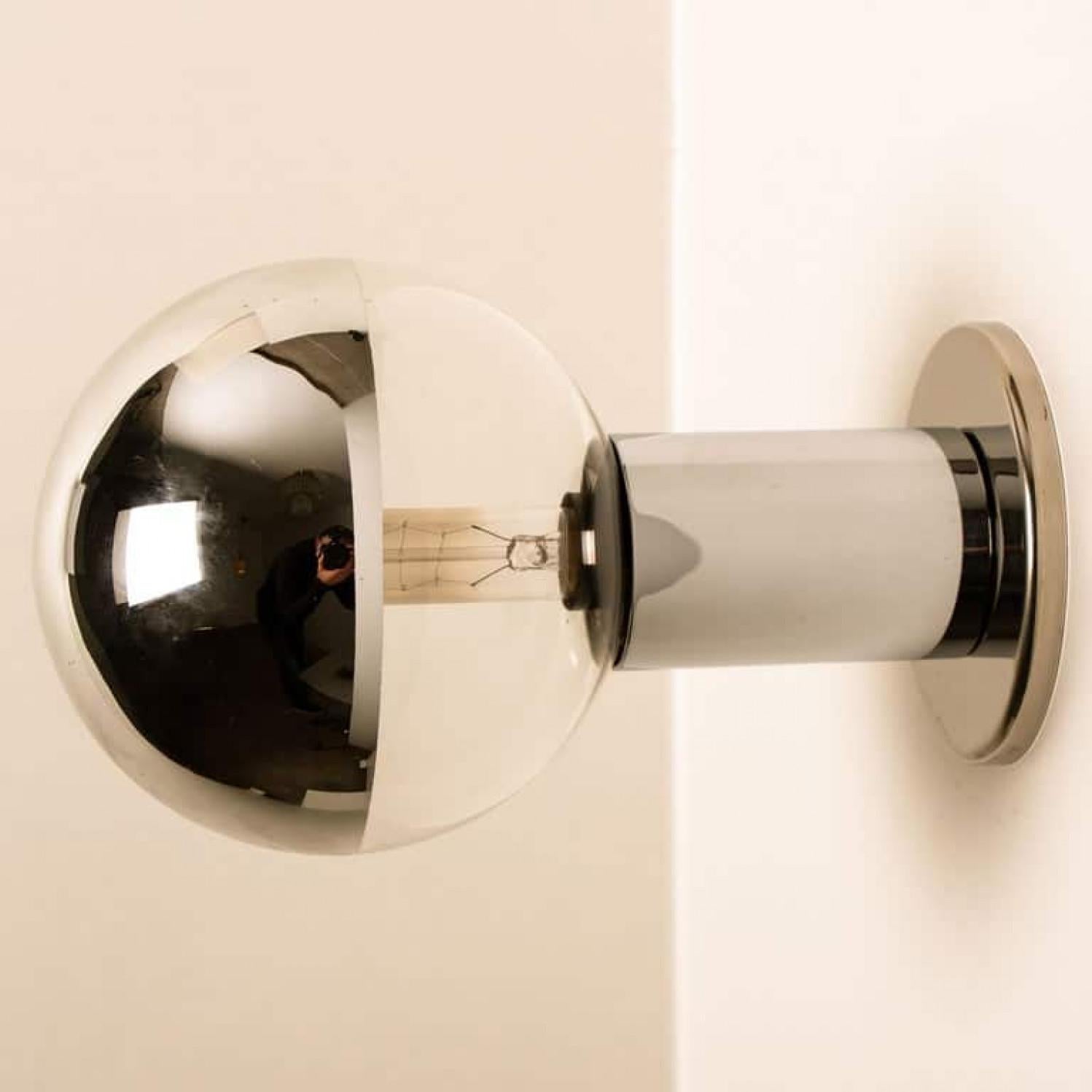 L'une des six lampes murales/appliques à encastrer de Motoko Ishii pour Staff, années 1970 en vente 2