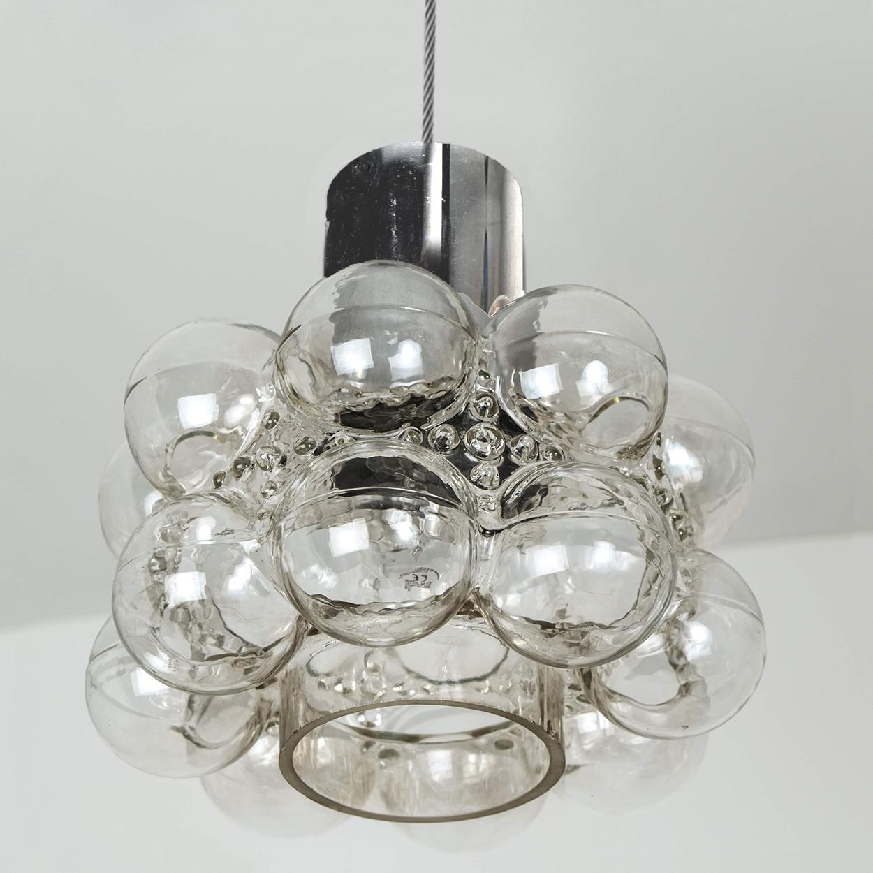 One of the Three Beautiful Bubble Glass Pendant Lamps by Helena Tynell, 1960 In Good Condition In Rijssen, NL