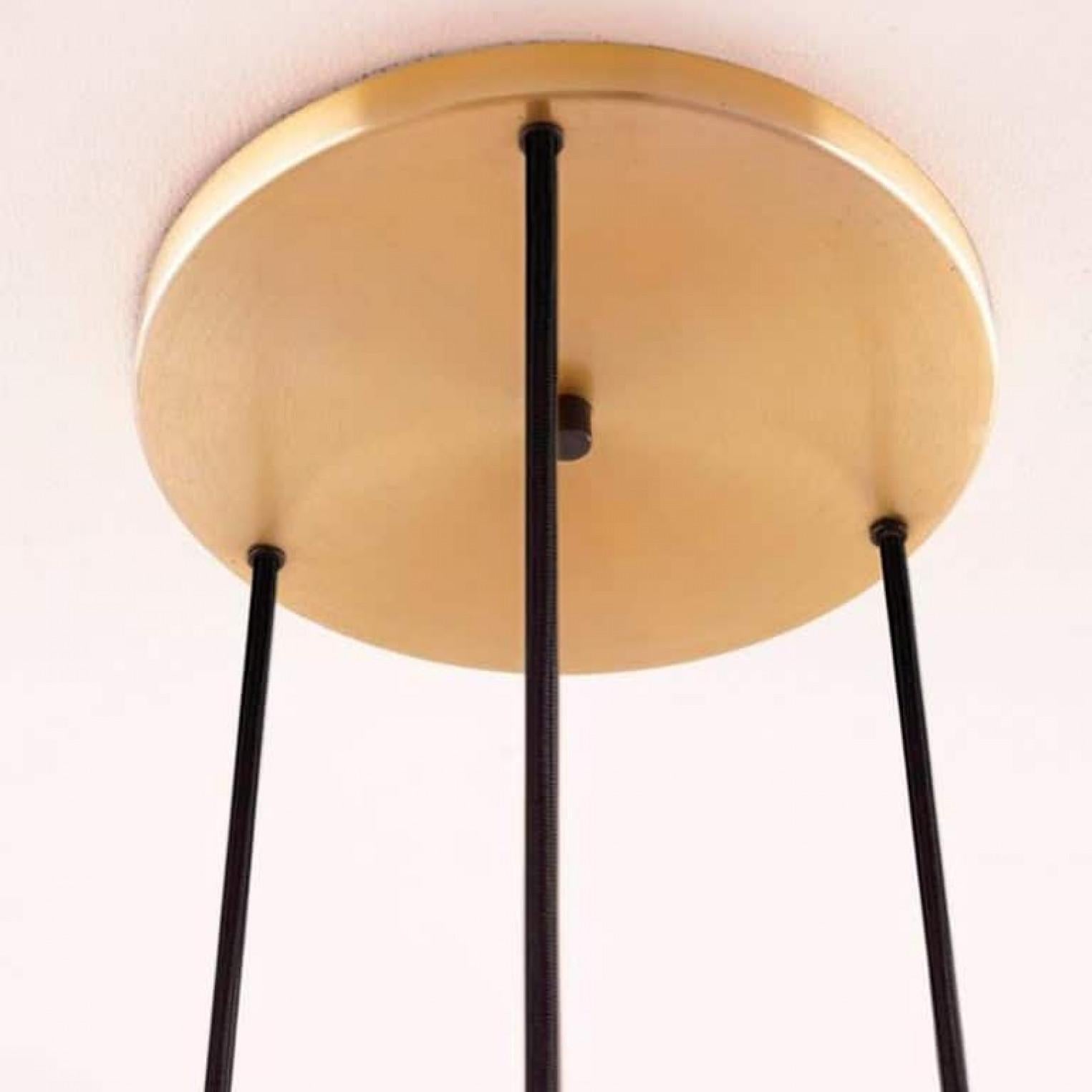 Uno dei due apparecchi a cascata in vetro d'ottone di Staff, 1960 in vendita 2