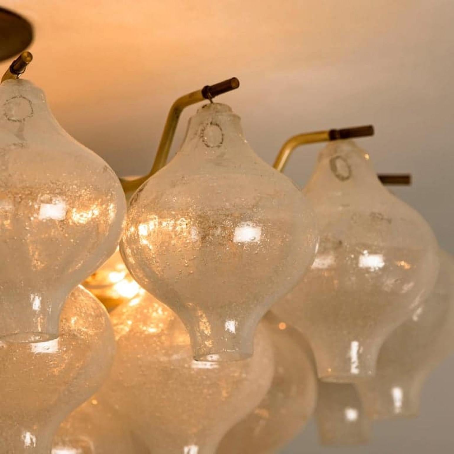 One of the Two Exceptional Large Kalmar 'Tulipan' Light Fixtures, 1960s In Good Condition For Sale In Rijssen, NL