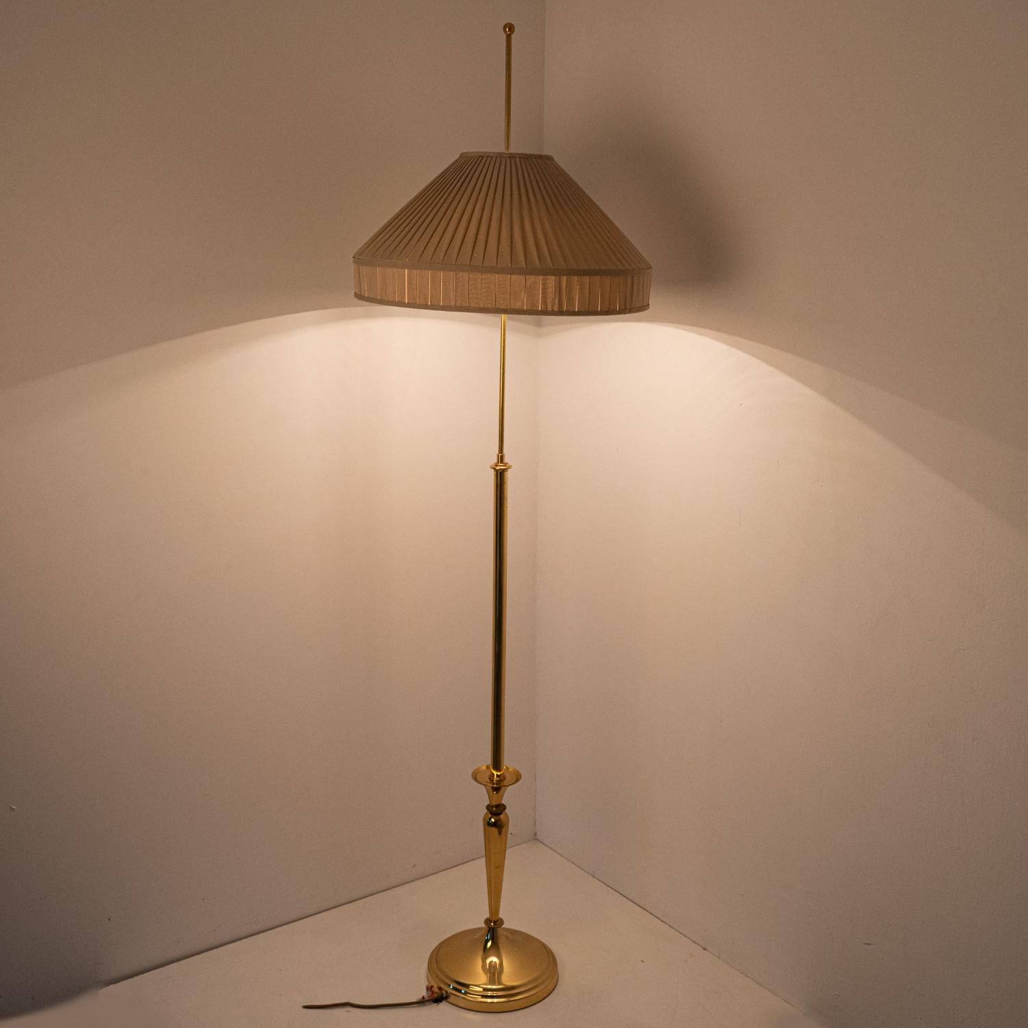 One of the Two Floor Lamps With Modern twist , Germany, 1960 For Sale 1