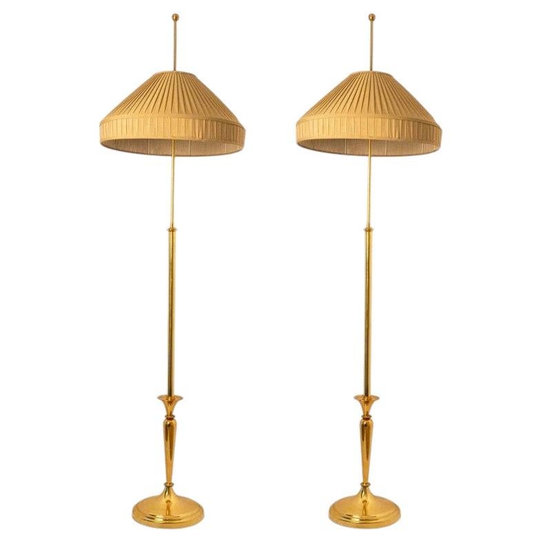 Eine der beiden Stehlampen mit modernem Twist, Deutschland, 1960 im Angebot