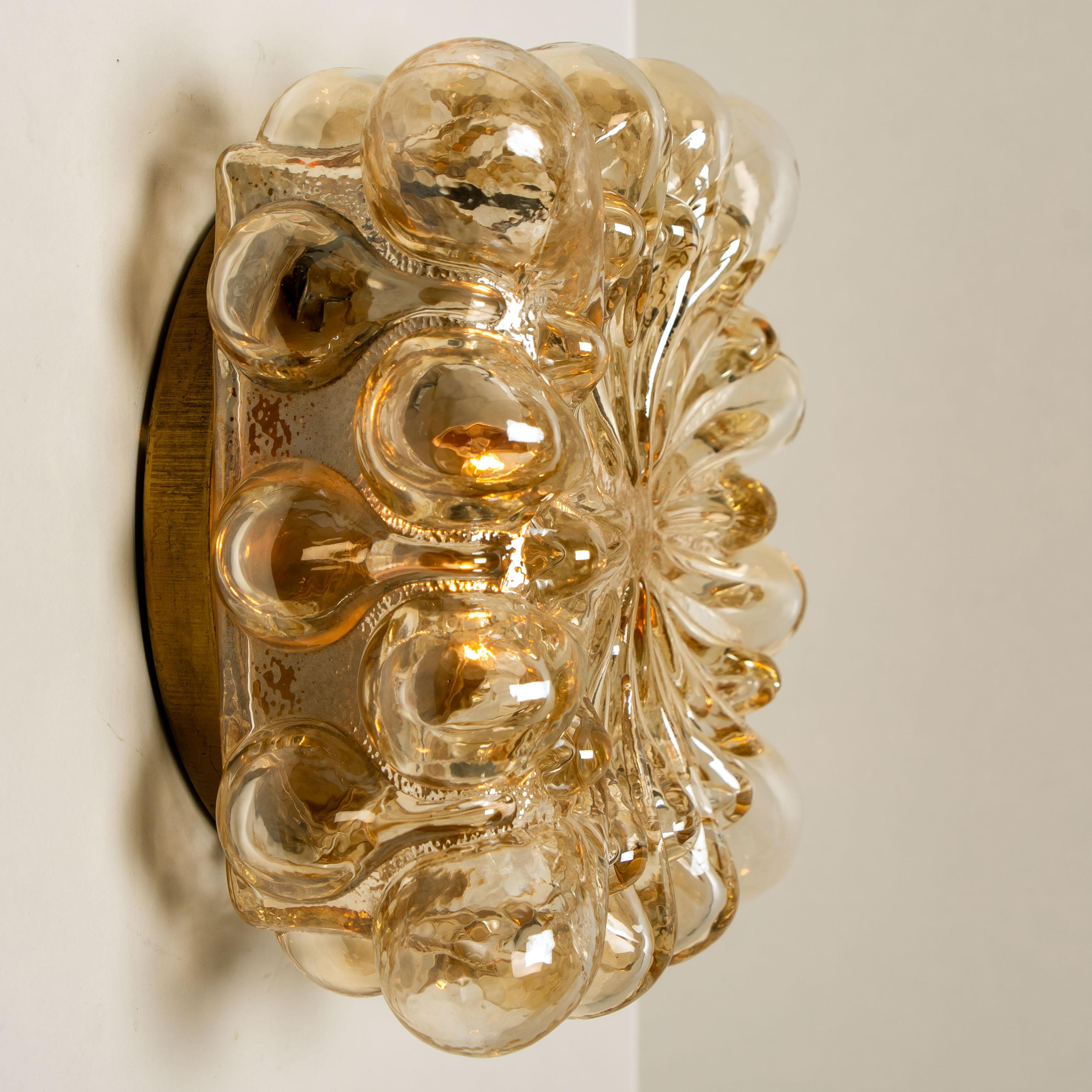 One of the Two Tynell Square Amber Bubble Flush Mounts/Wall Sconces, 1960s 6