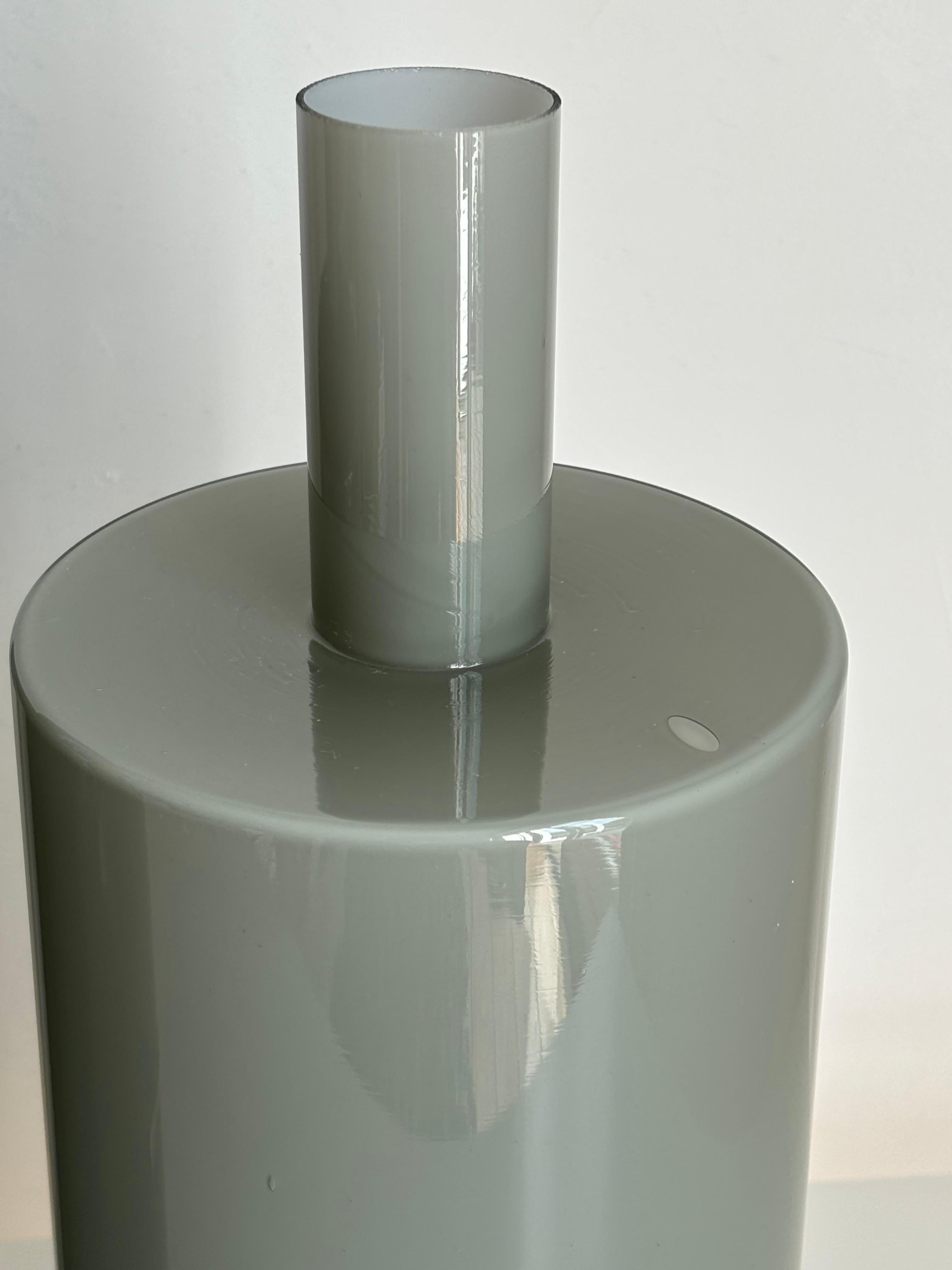 1 of 3 Ciondolo Pisa in vetro grigio Sage di Hammerborg Fog & Mørup, 1963 in vendita 1