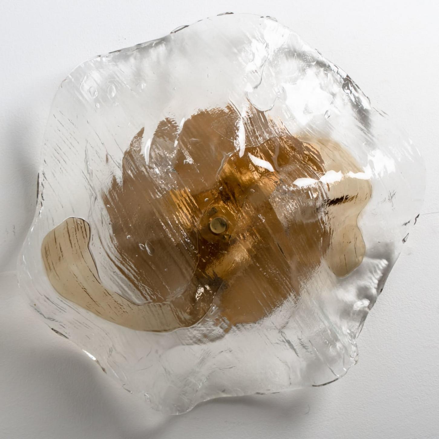 Mid-Century Modern L'un des trois J.T. Appliques encastrées Kalmar Franken Brown and Clear Flush Mounts, 1960 en vente