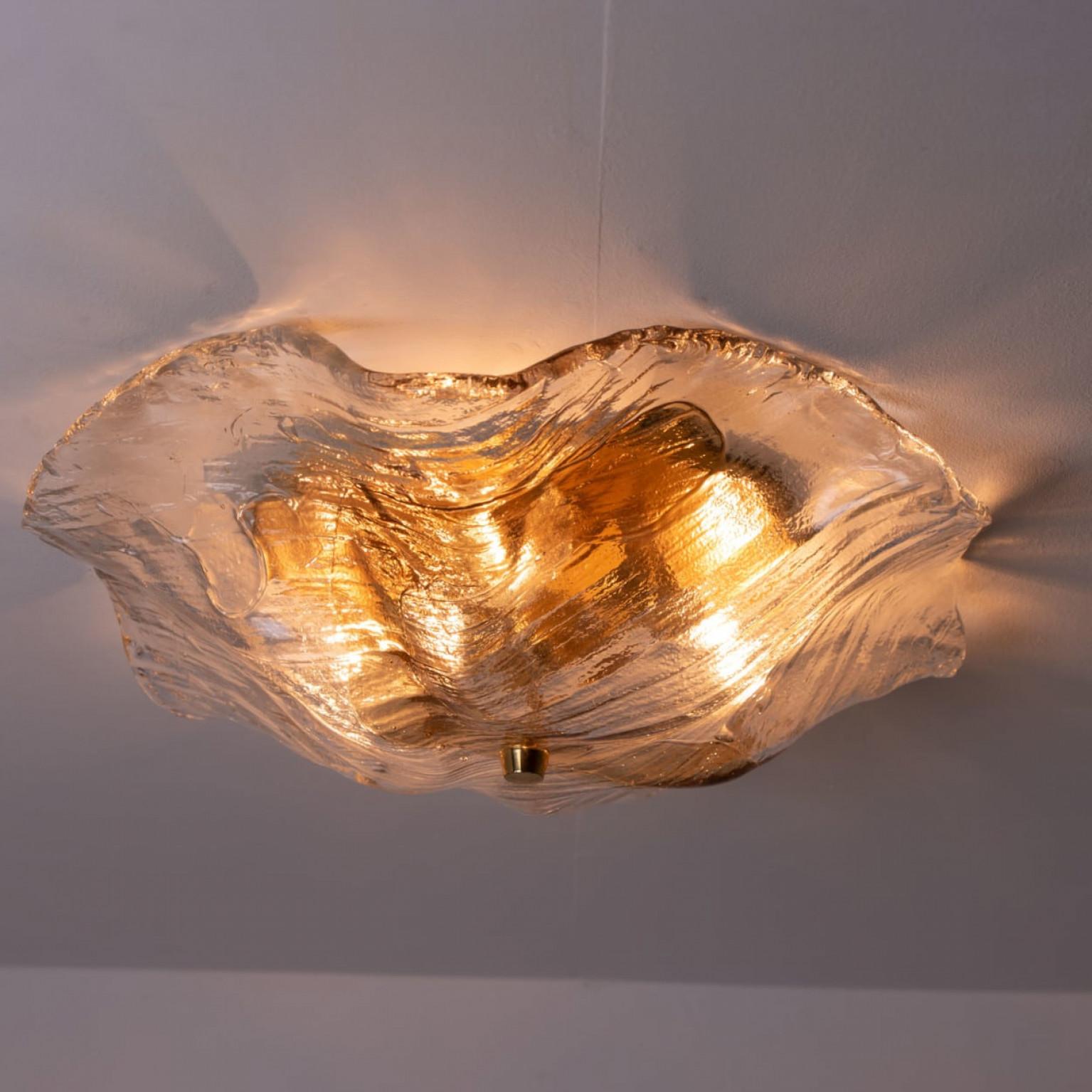 L'un des trois J.T. Appliques encastrées Kalmar Franken Brown and Clear Flush Mounts, 1960 en vente 1