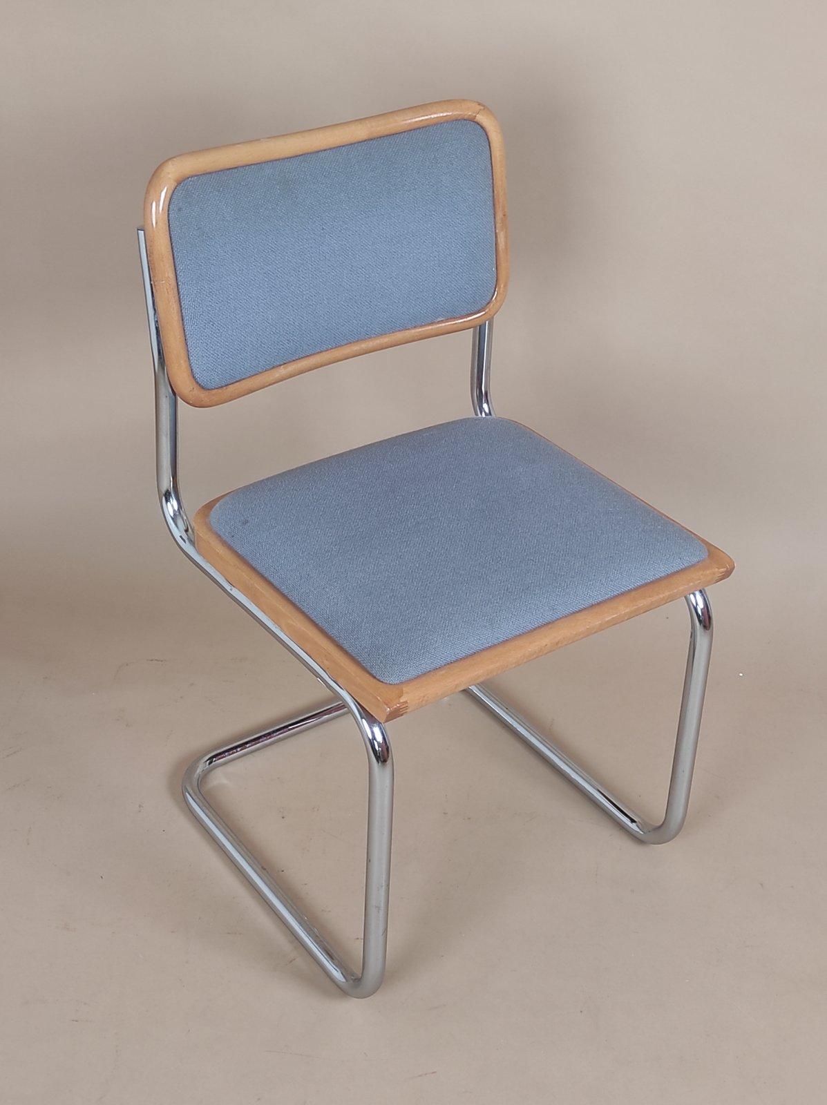 Una delle tre sedie Marcel Breuer Vintage Cesca di BENE Austria anni '80 In condizioni buone in vendita a Čelinac, BA