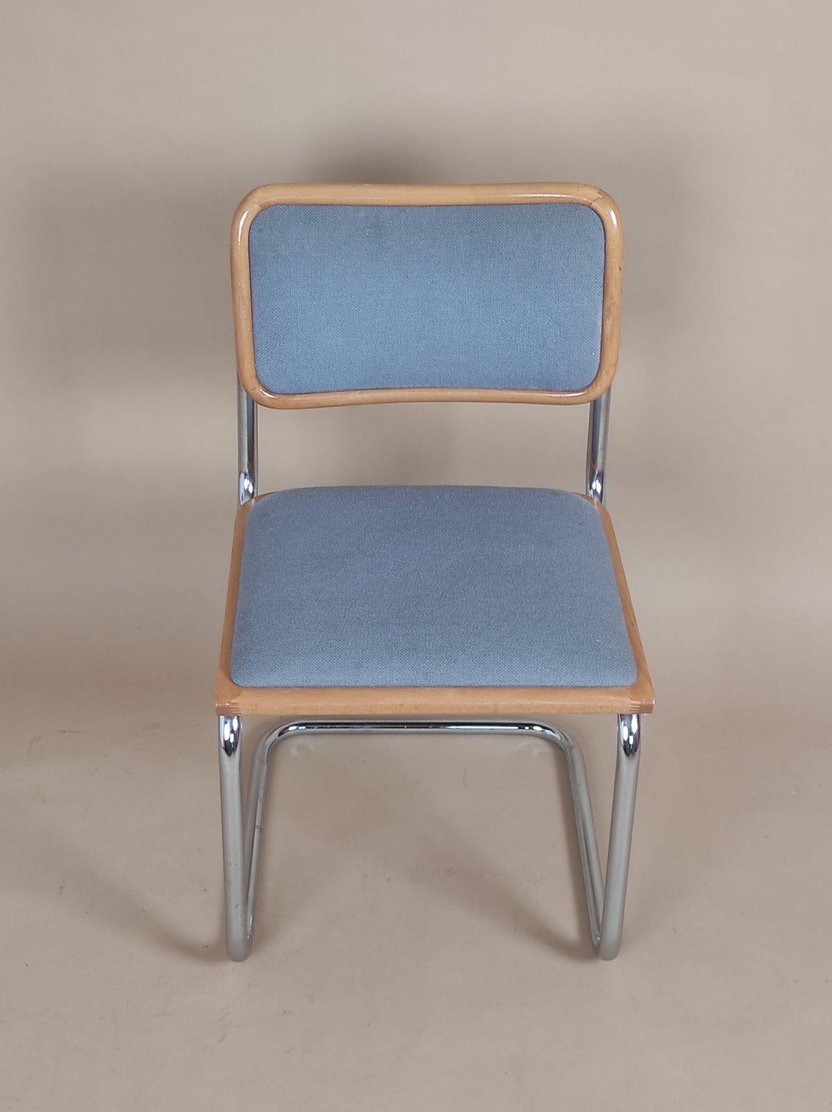 Una delle tre sedie Marcel Breuer Vintage Cesca di BENE Austria anni '80 in vendita 2
