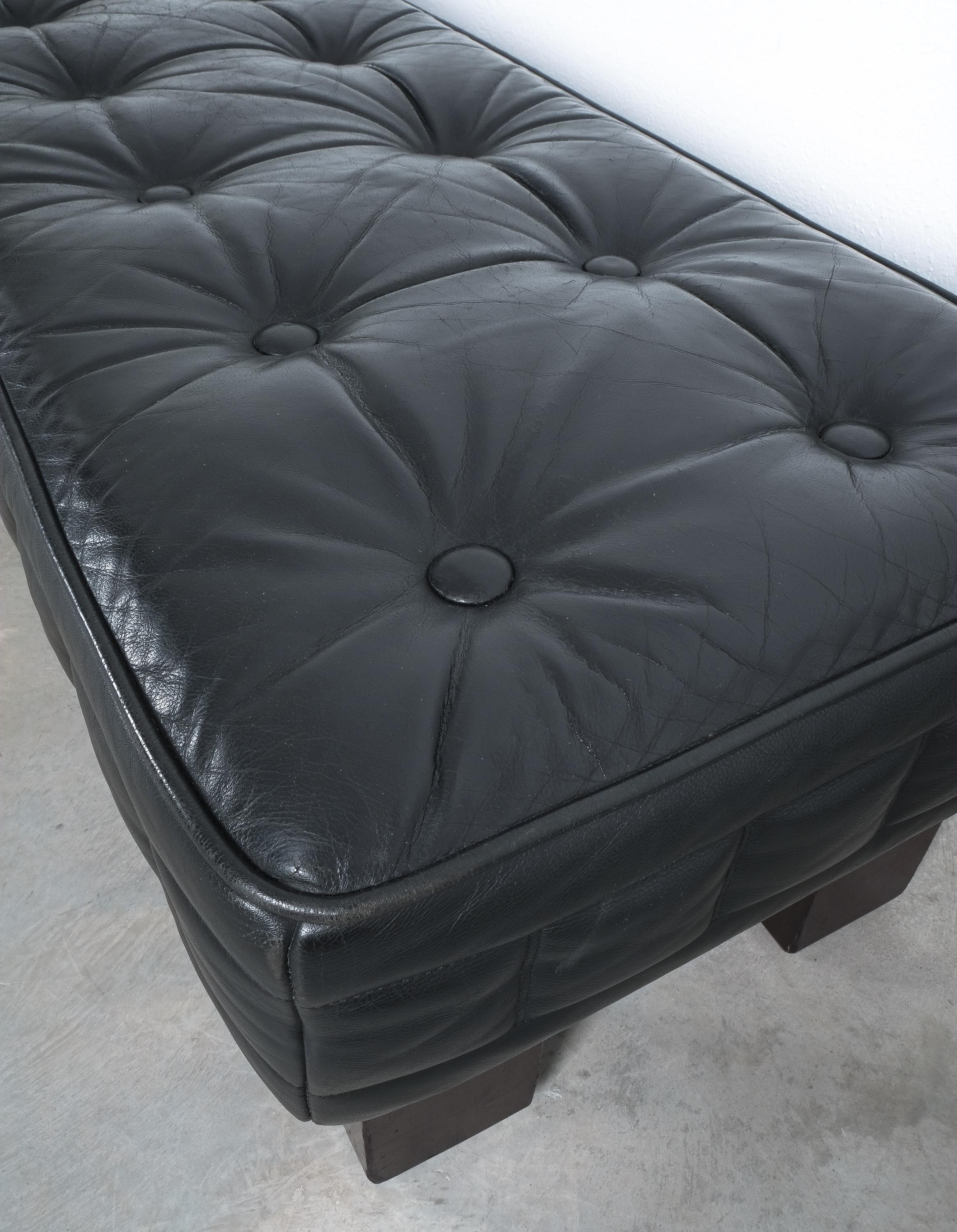 Late 20th Century Matteo Thun Tufted Black Leather Banquettes (2 pieces) Bench Materassi, Wittmann For Sale