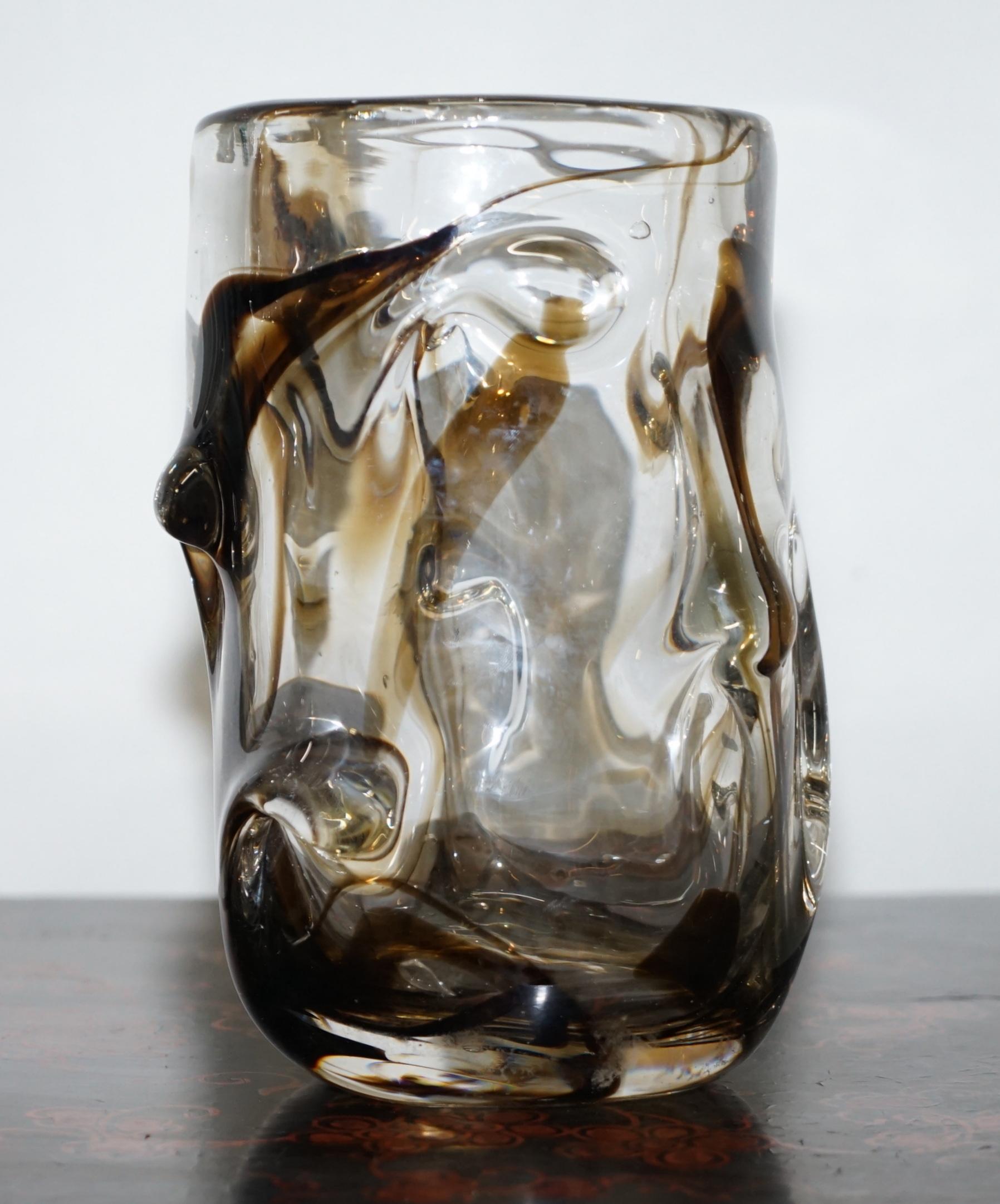 Einer von drei atemberaubenden Vasen aus Muranoglas mit kunstvoll gearbeiteten Mieder, groß (Moderne der Mitte des Jahrhunderts) im Angebot