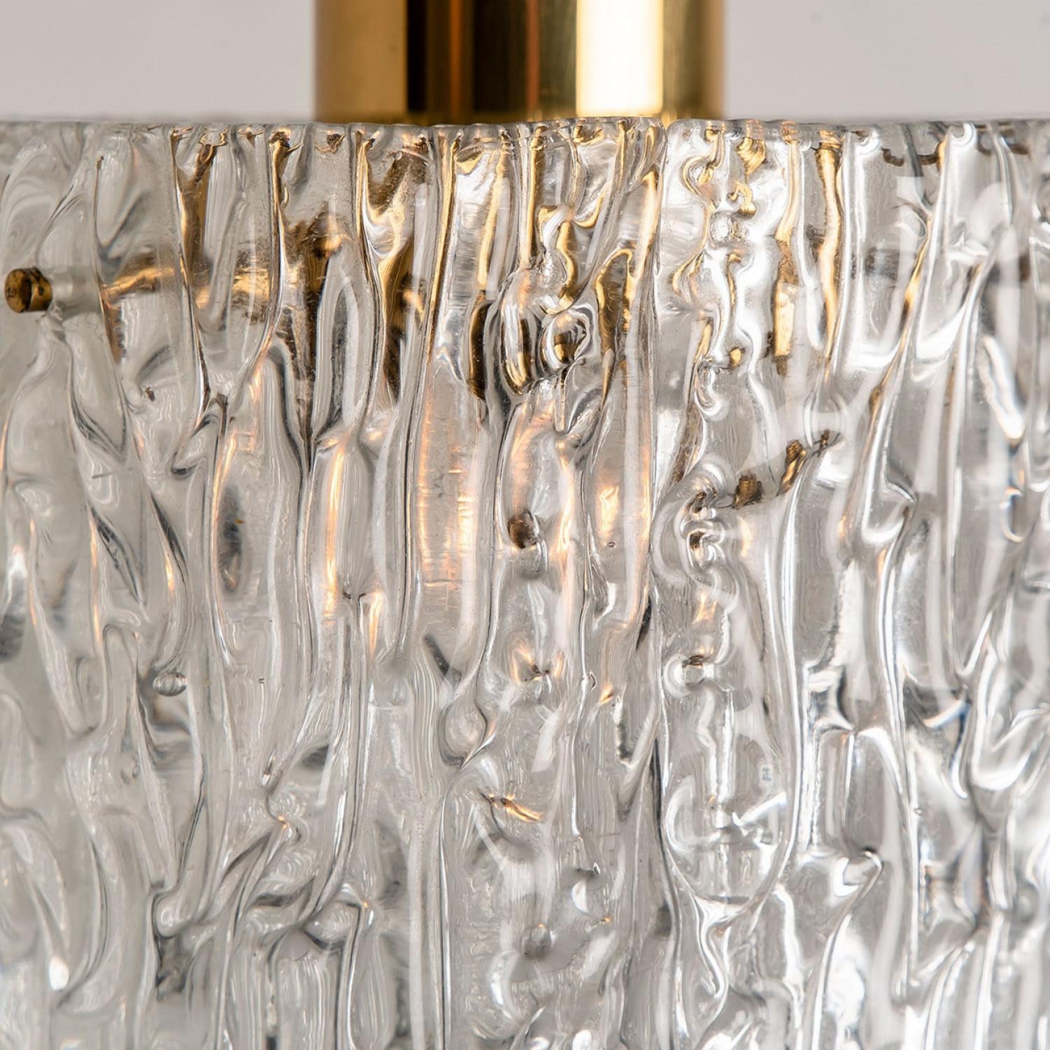 Altro Una delle tre lampade a sospensione in vetro Wave di J.T. Kalmar, anni '60 in vendita