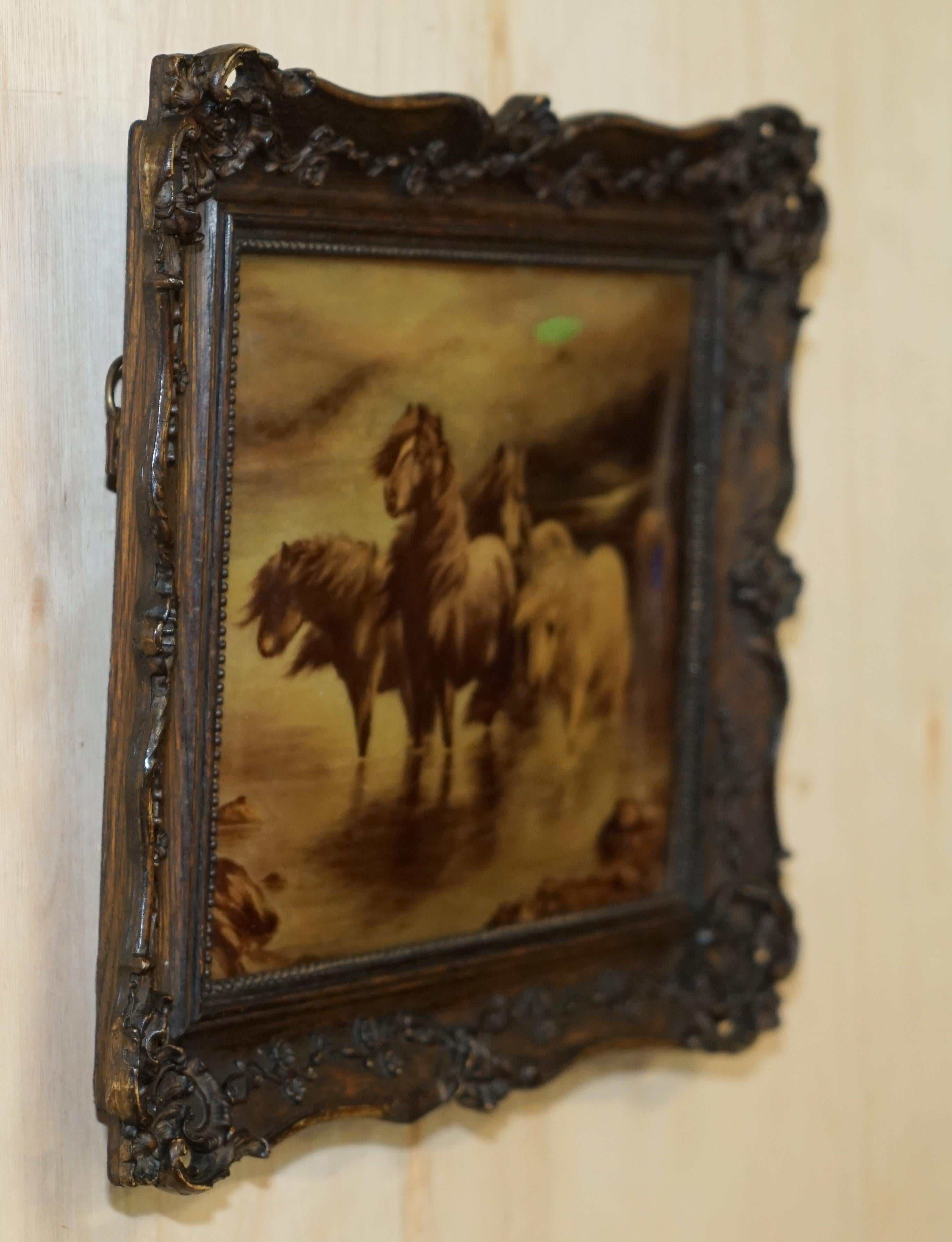 ONE OF TWO ANTiQUE CRYSTOLEUM HAND CARVED HARDWOOD FRAMED PICTURES OF HORSES For Sale 10