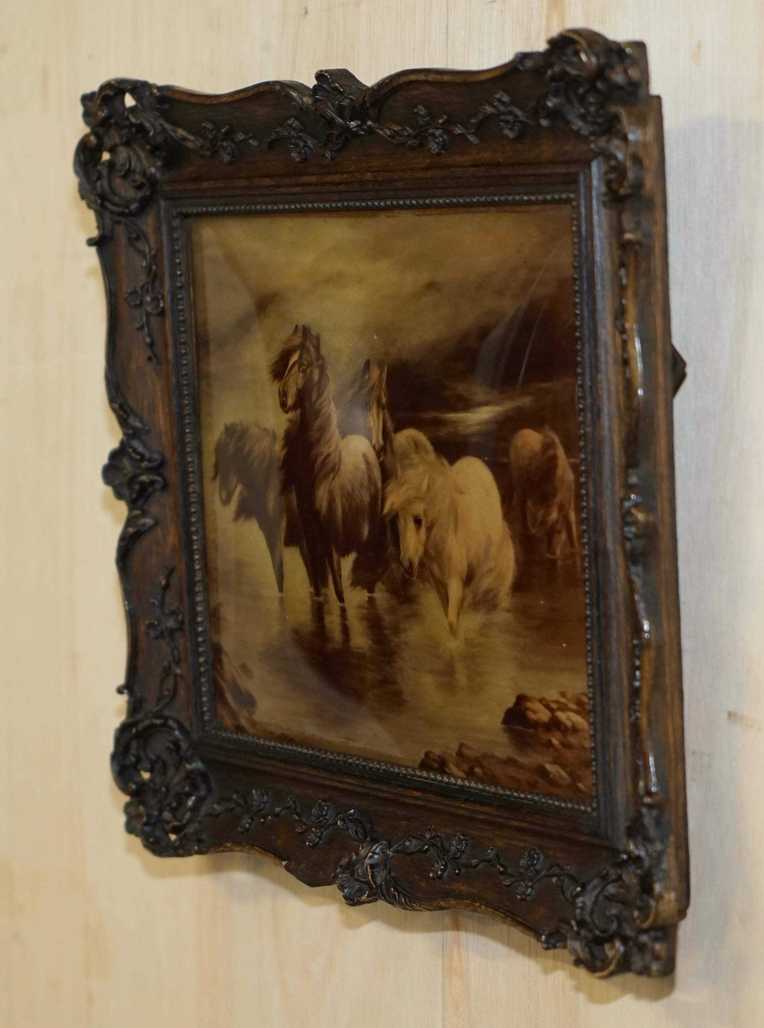 ONE OF TWO ANTiQUE CRYSTOLEUM HAND CARVED HARDWOOD FRAMED PICTURES OF HORSES For Sale 11