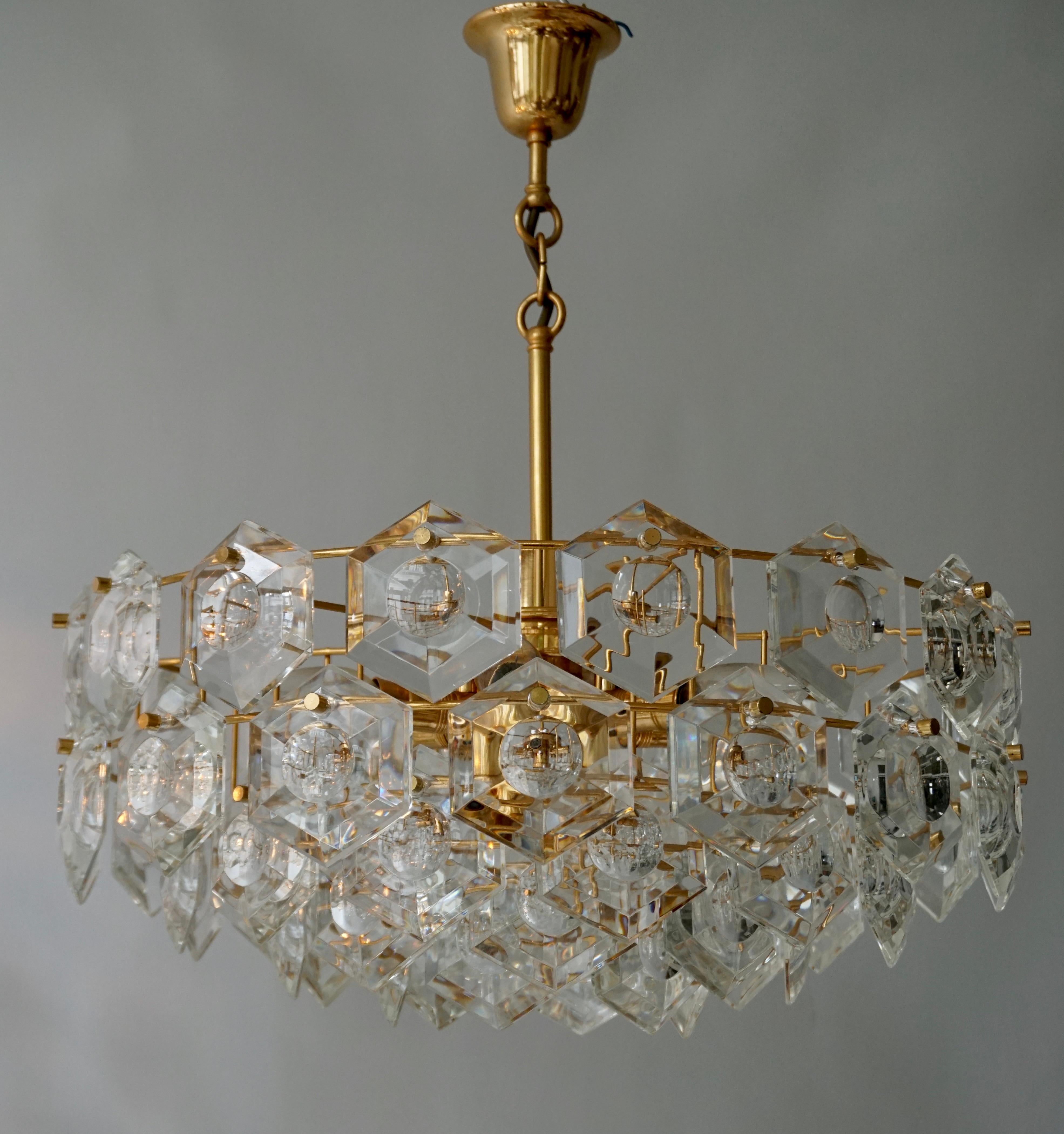 One of Two Gold-Plated Kinkeldey Crystal Chandelier, Germany, 1960s In Good Condition For Sale In Antwerp, BE