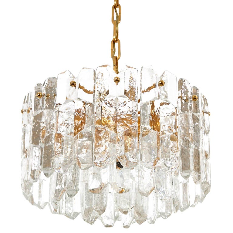 Mid-Century Modern One of Two Chandeliers Pendant Lights 'Palazzo' by Kalmar, Gilt Brass Glass 1970 For Sale