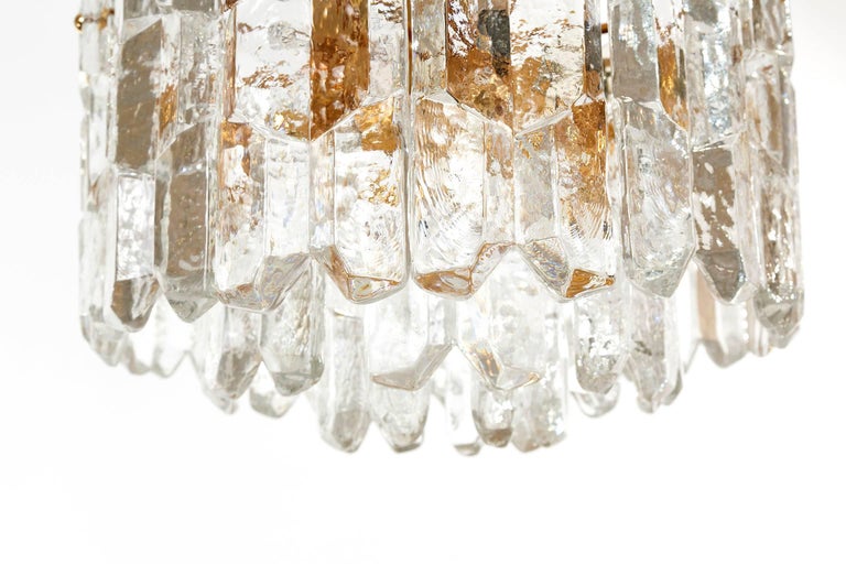One of Two Chandeliers Pendant Lights 'Palazzo' by Kalmar, Gilt Brass Glass 1970 For Sale 2