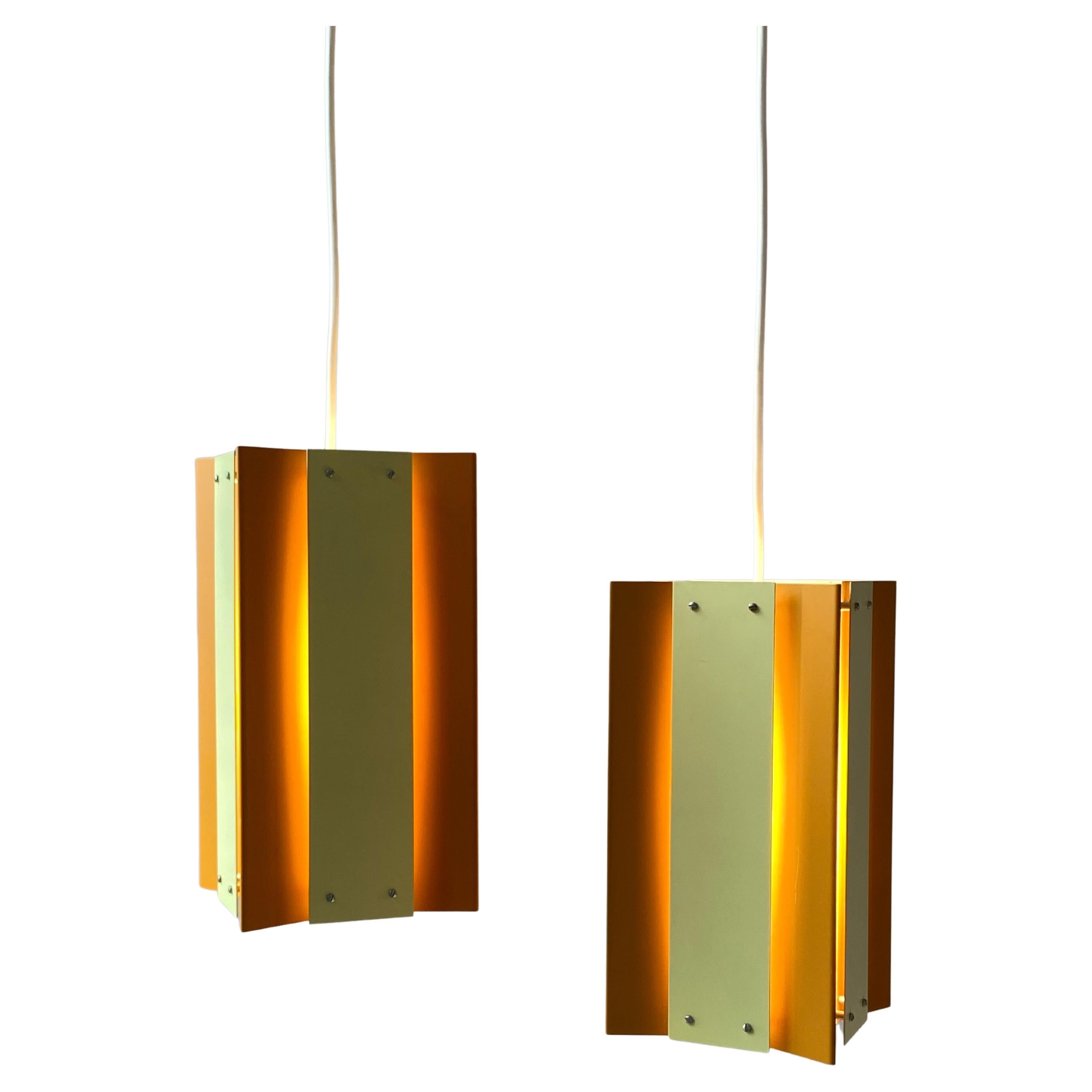 Lampe à suspension, lune des deux, de Lyfa, fabriquée au Danemark, années 1960