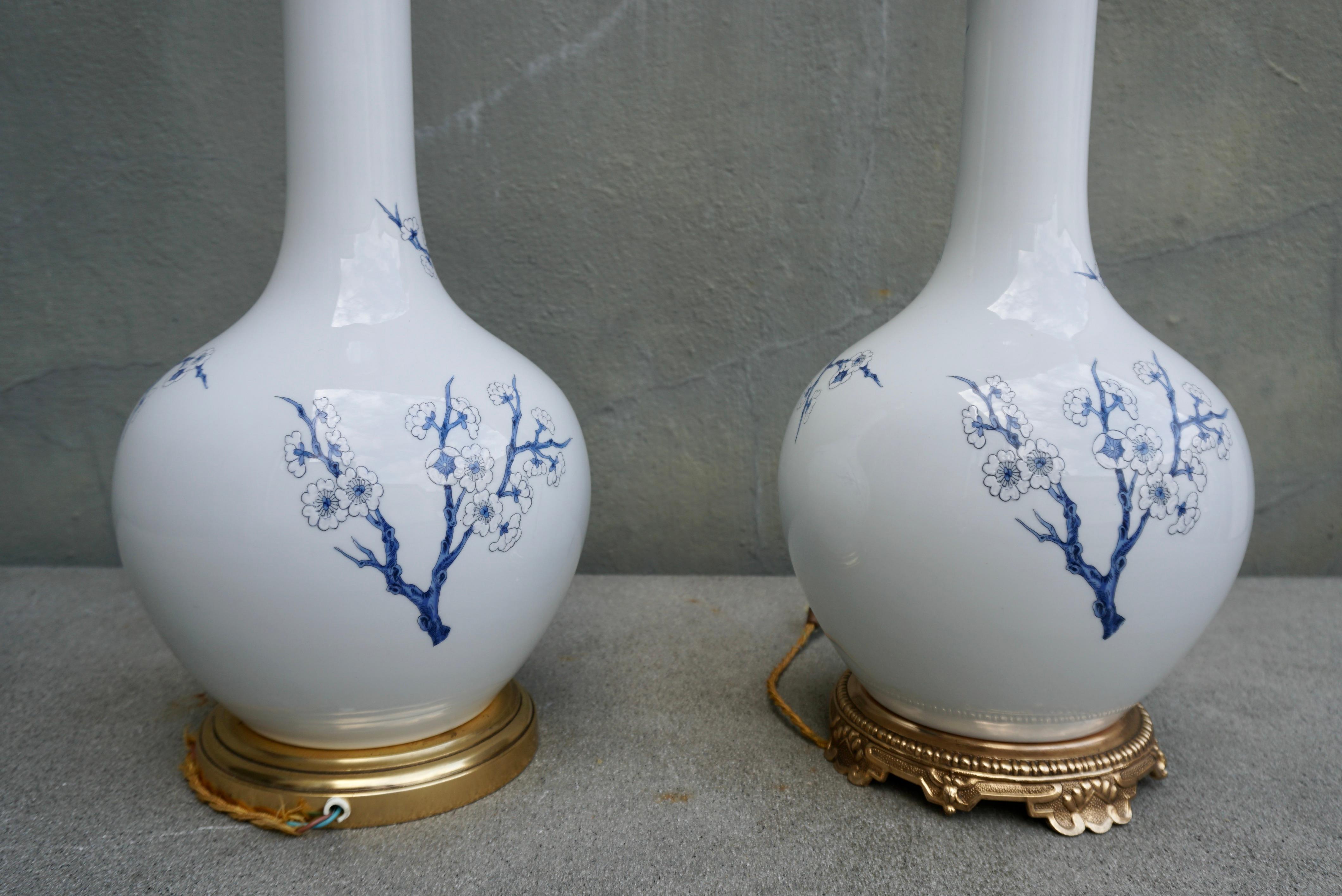 One of Two Porcelain Paris Blue and White Flower Table Lamps For Sale 1