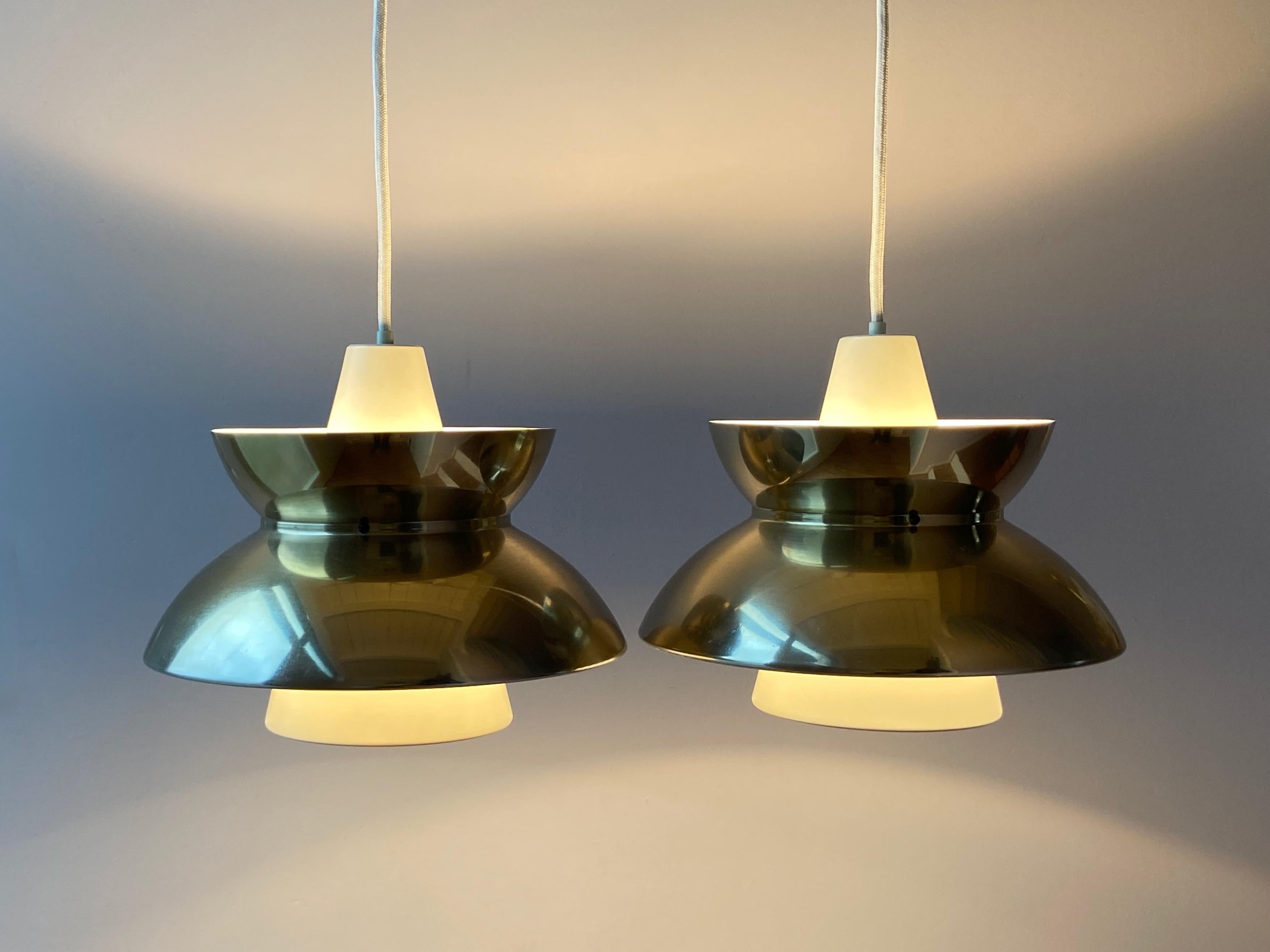 One Vintage Doo-Wop Pendant Lamp by Louis Poulsen, Denmark 2