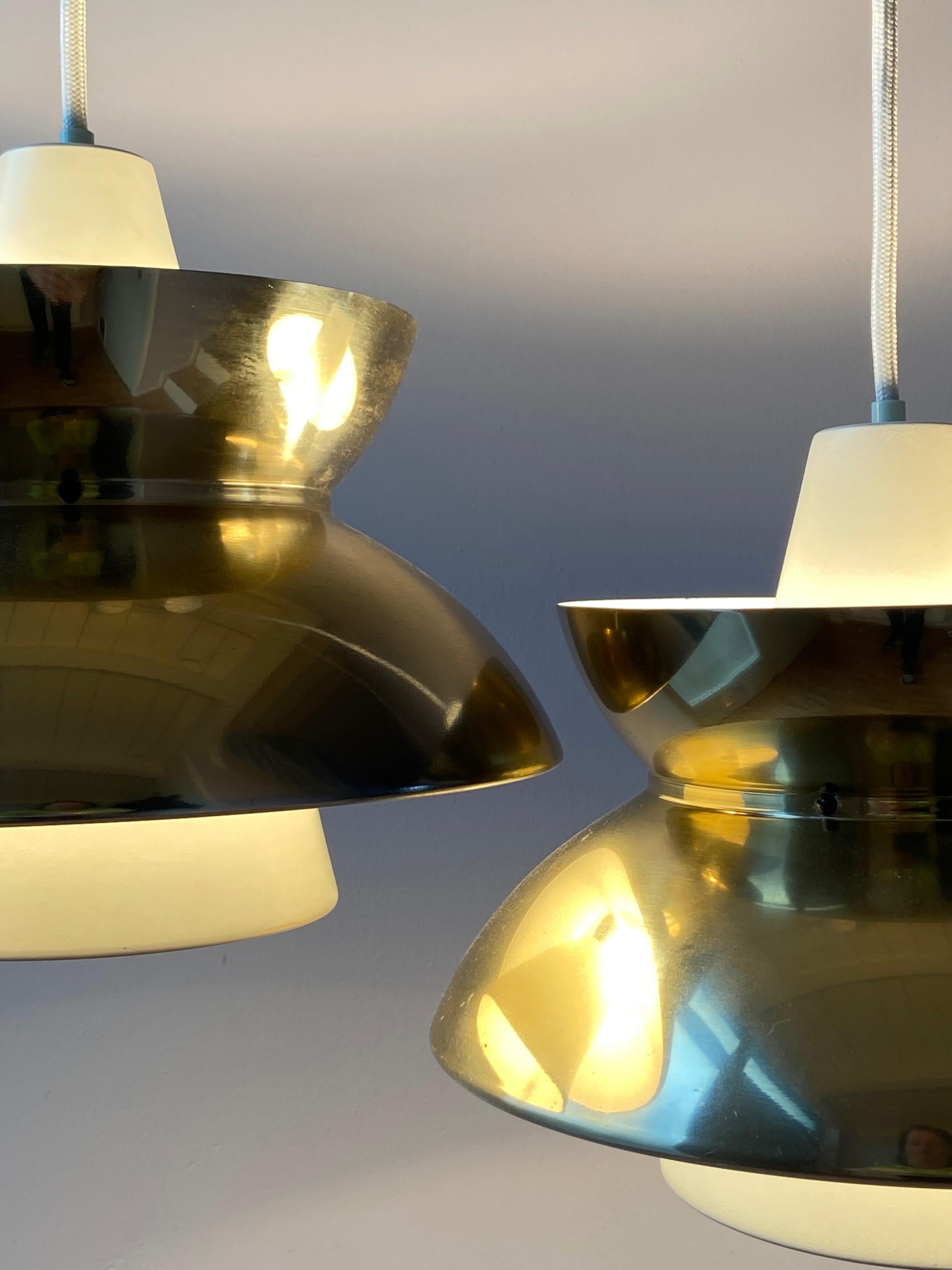 One Vintage Doo-Wop Pendant Lamp by Louis Poulsen, Denmark 5