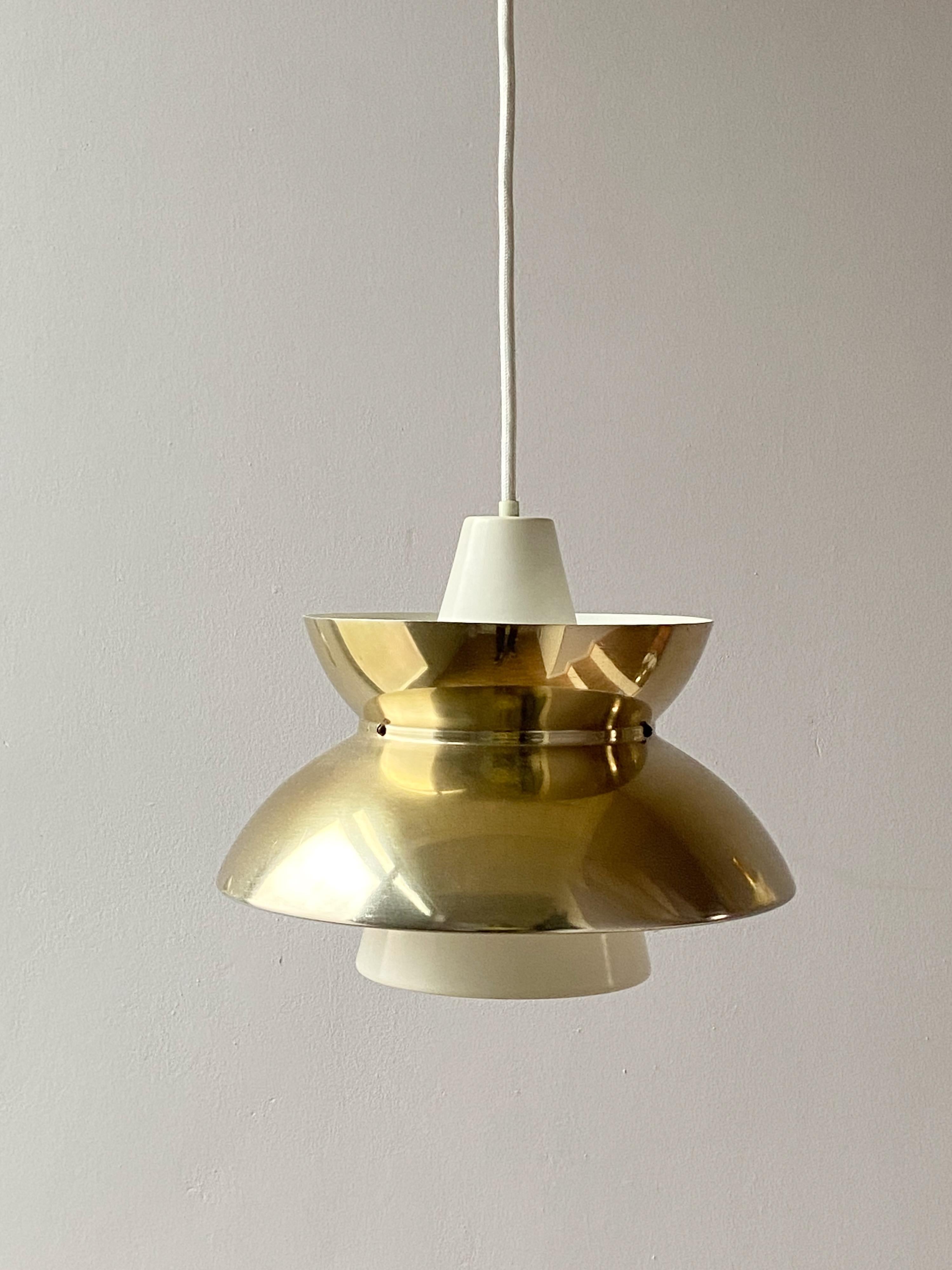 One Vintage Doo-Wop Pendant Lamp by Louis Poulsen, Denmark 8