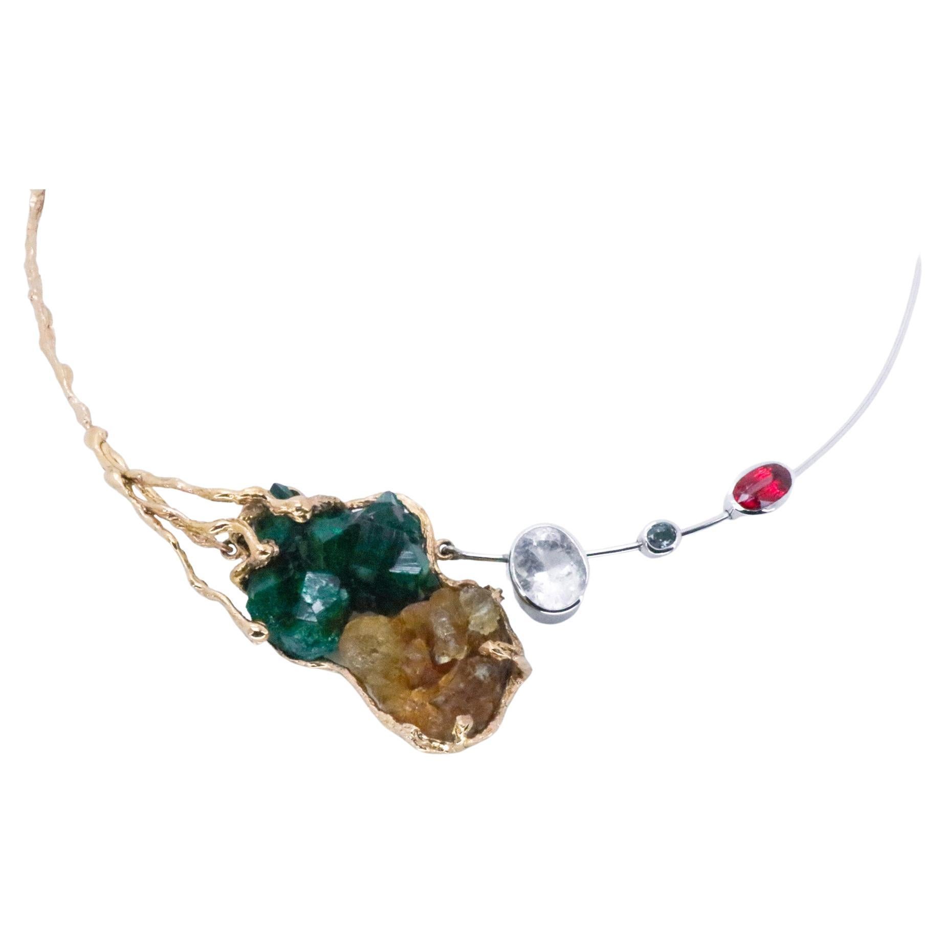 Einzigartige Halskette mit Healing-Anhänger, 18 Karat Gold, hergestellt in Italien Alexandrit Rhodonit (Zeitgenössisch) im Angebot