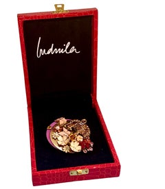 One Off Brooch. High Upcycling. Gold Plated Bronze & Vintage Elements.