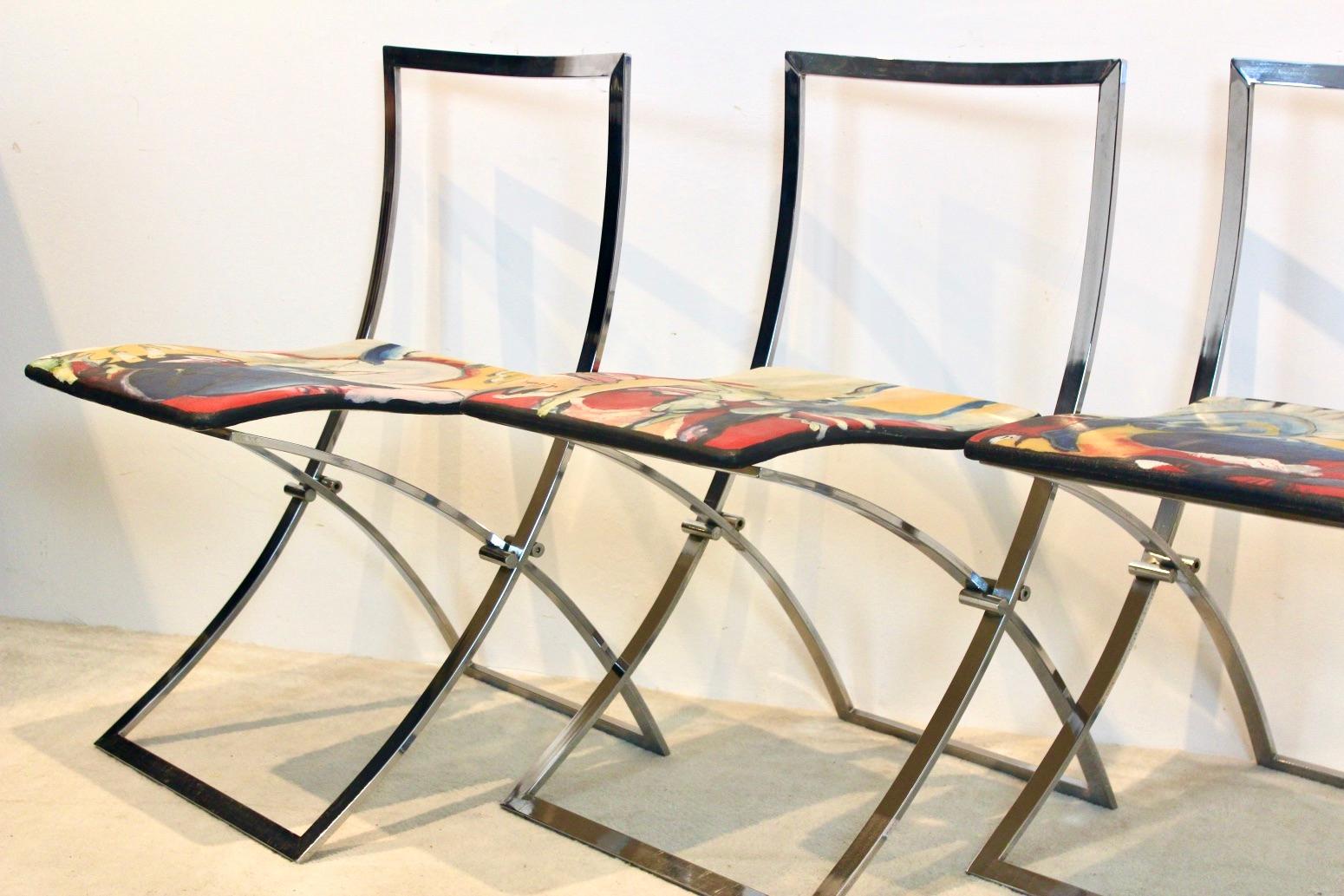 One off Hand Painted Set of Four ‘Luisa’ Dining Chairs by Marcello Cuneo In Good Condition For Sale In Voorburg, NL