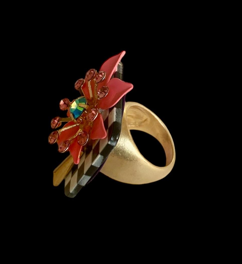 Anello unico. Handmade & High Upcycling. Bronzo, resina ed elementi vintage. 18 mm. in vendita 5