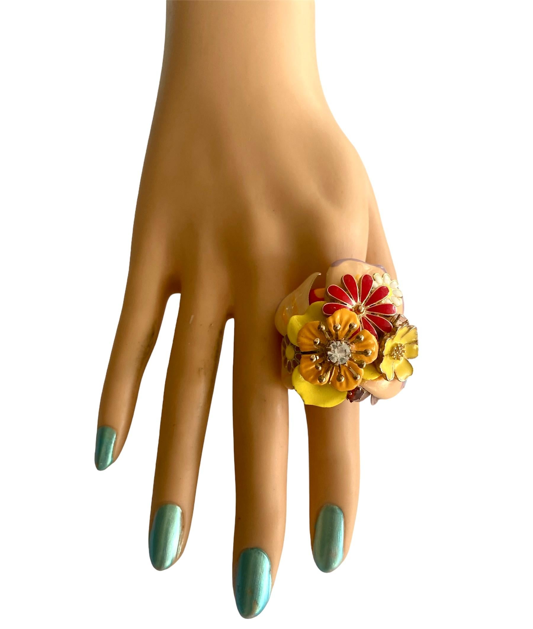 Anello unico. Handmade & High Upcycling. Pezzi in resina, cristallo e vintage. 18 mm. in vendita 6
