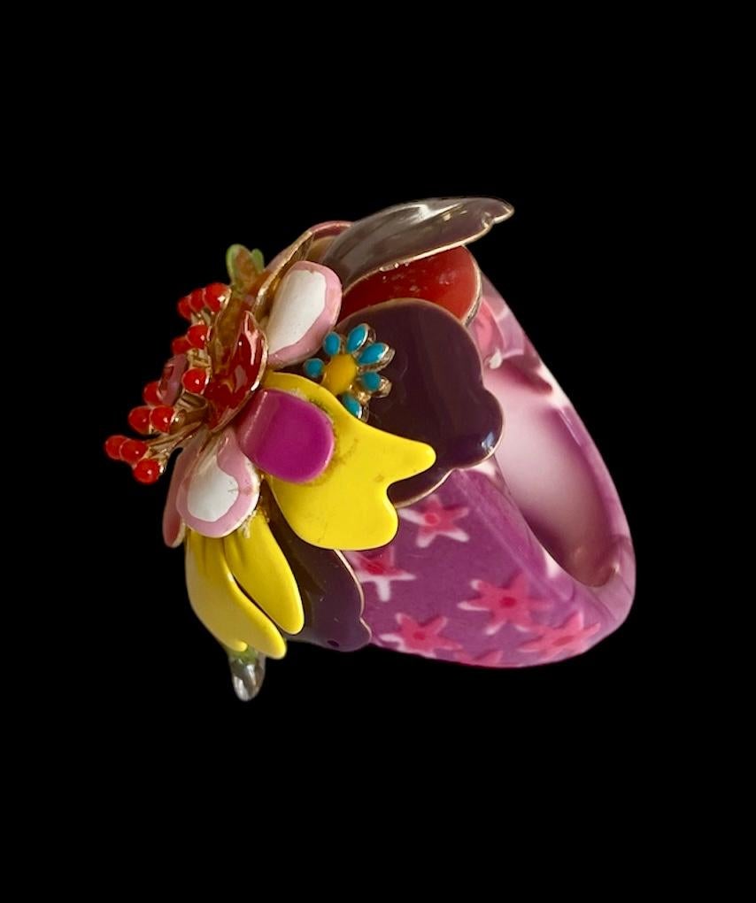 Anello unico. Handmade & High Upcycling. Pezzi in resina, cristallo e vintage. 18 mm. in vendita 5